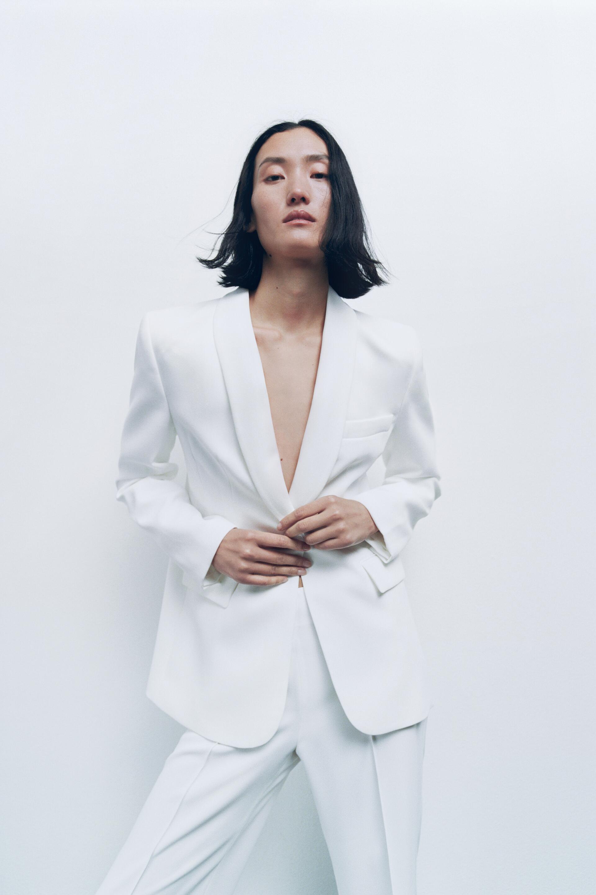 

Блейзер женский ZARA 02766187 белый L (доставка из-за рубежа), 02766187