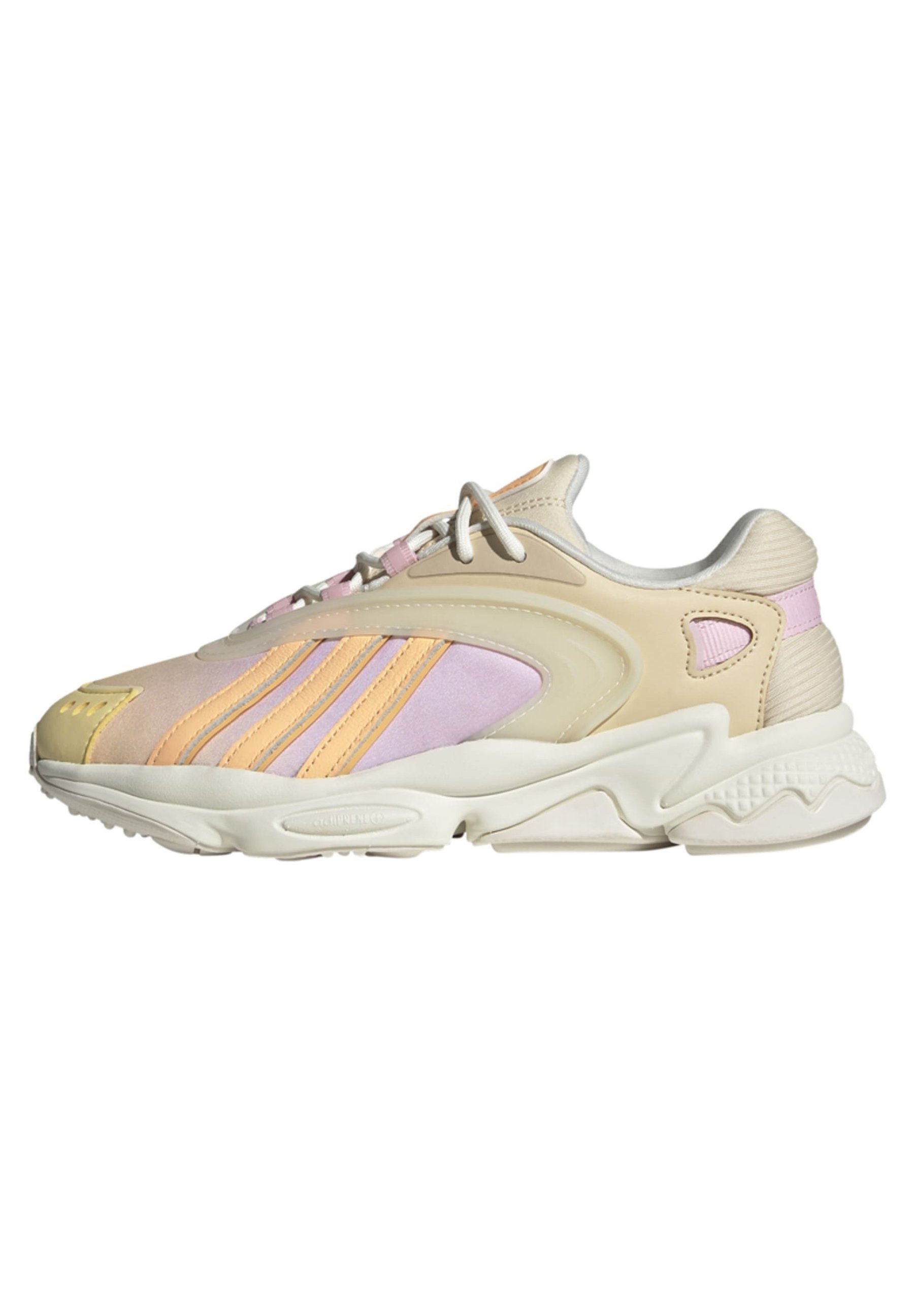 

Кроссовки женские Adidas Originals Oztral W бежевые 40 2/3 EU, Бежевый, Oztral W