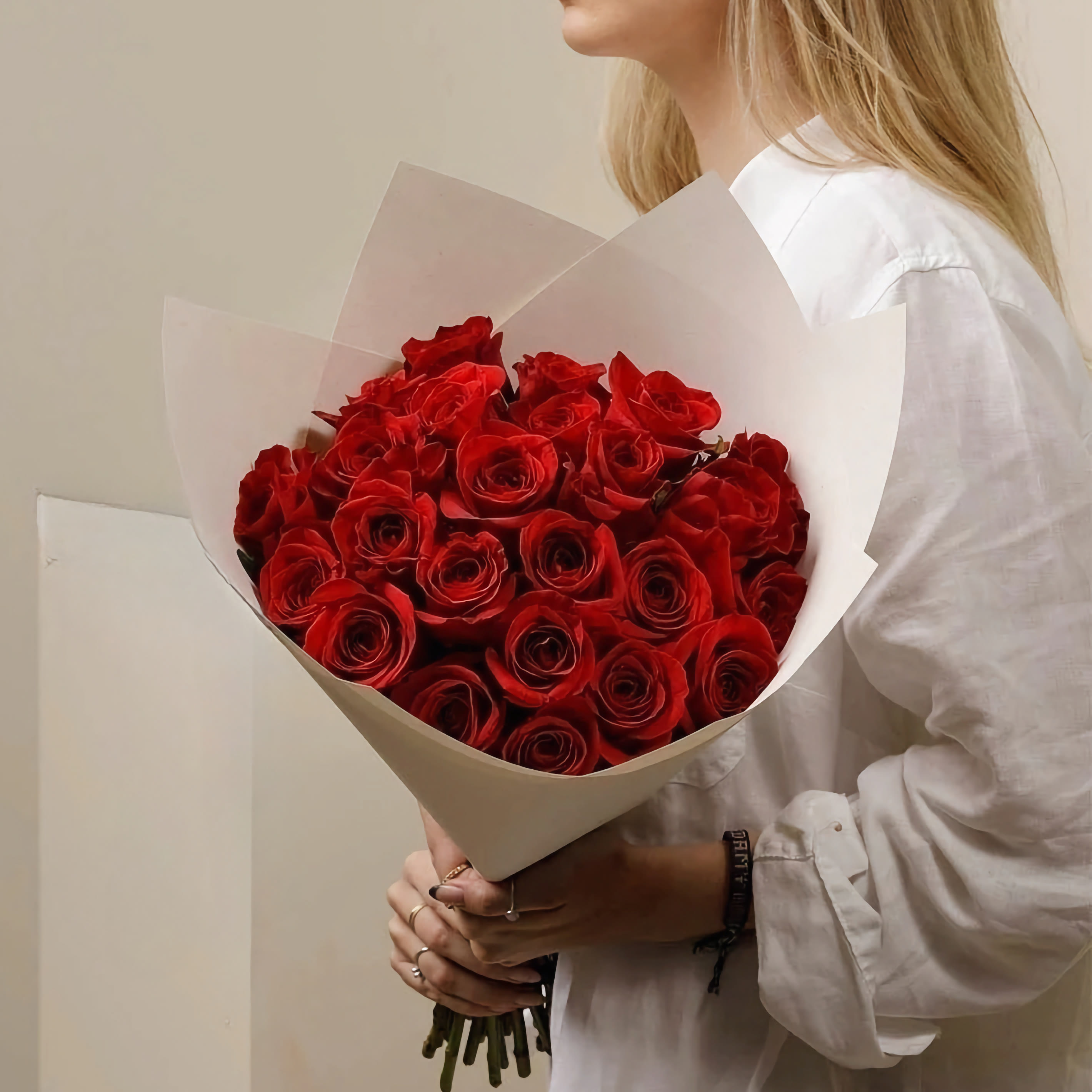 

Монобукет Bounce Flowers роза 70 см 25 шт. красный