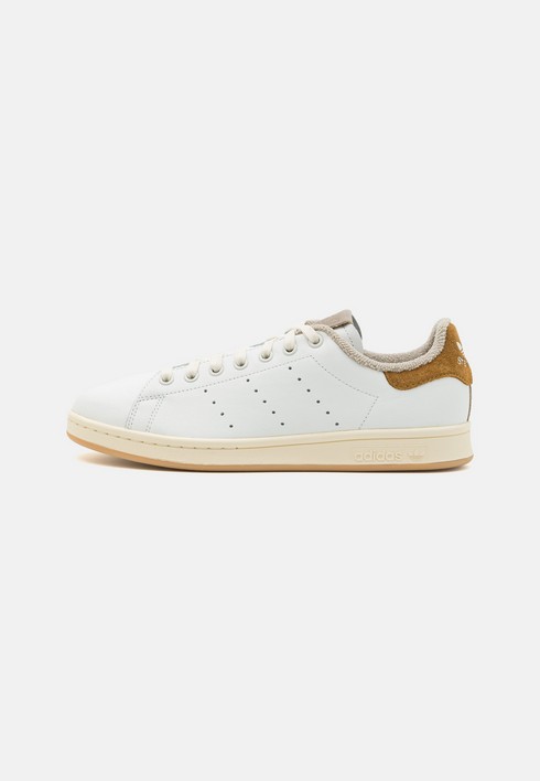 Кеды женские Adidas Originals Stan Smith Unisex черные 40 EU (доставка из-за рубежа)