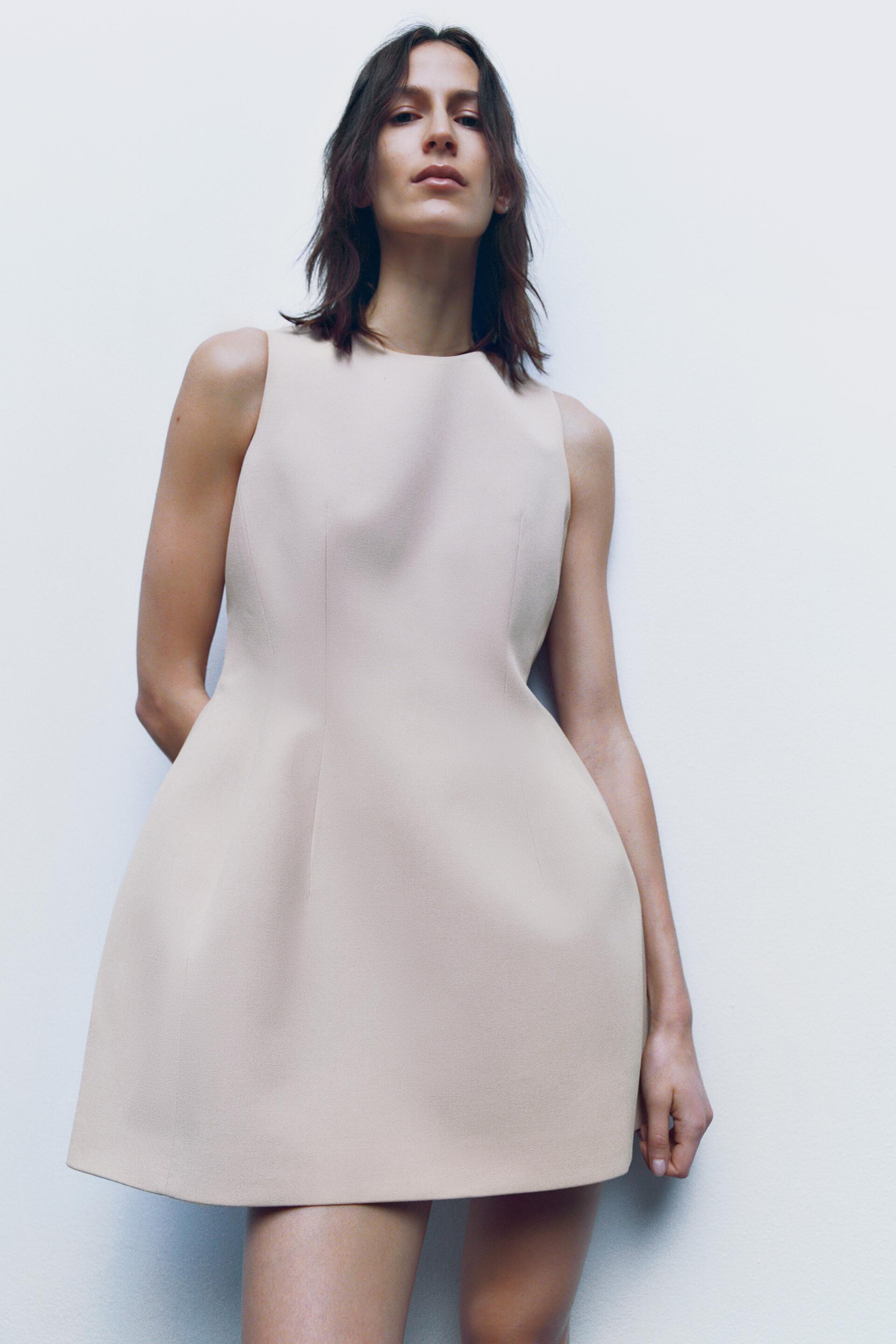 

Платье женское ZARA 02487707 бежевое XS (доставка из-за рубежа), Бежевый, 02487707