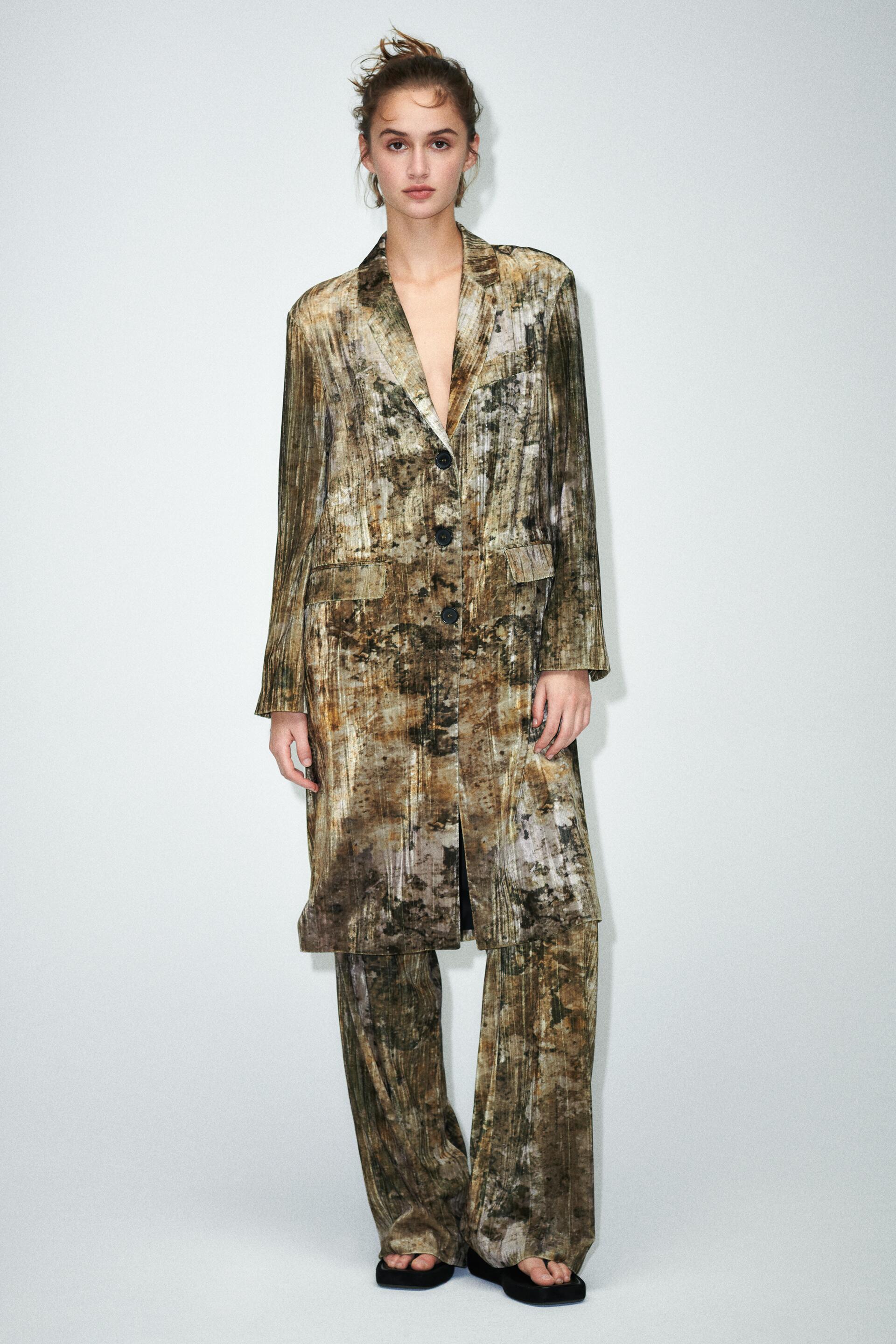 

Пальто женское ZARA 02475004 разноцветное L (доставка из-за рубежа), Разноцветный, 02475004