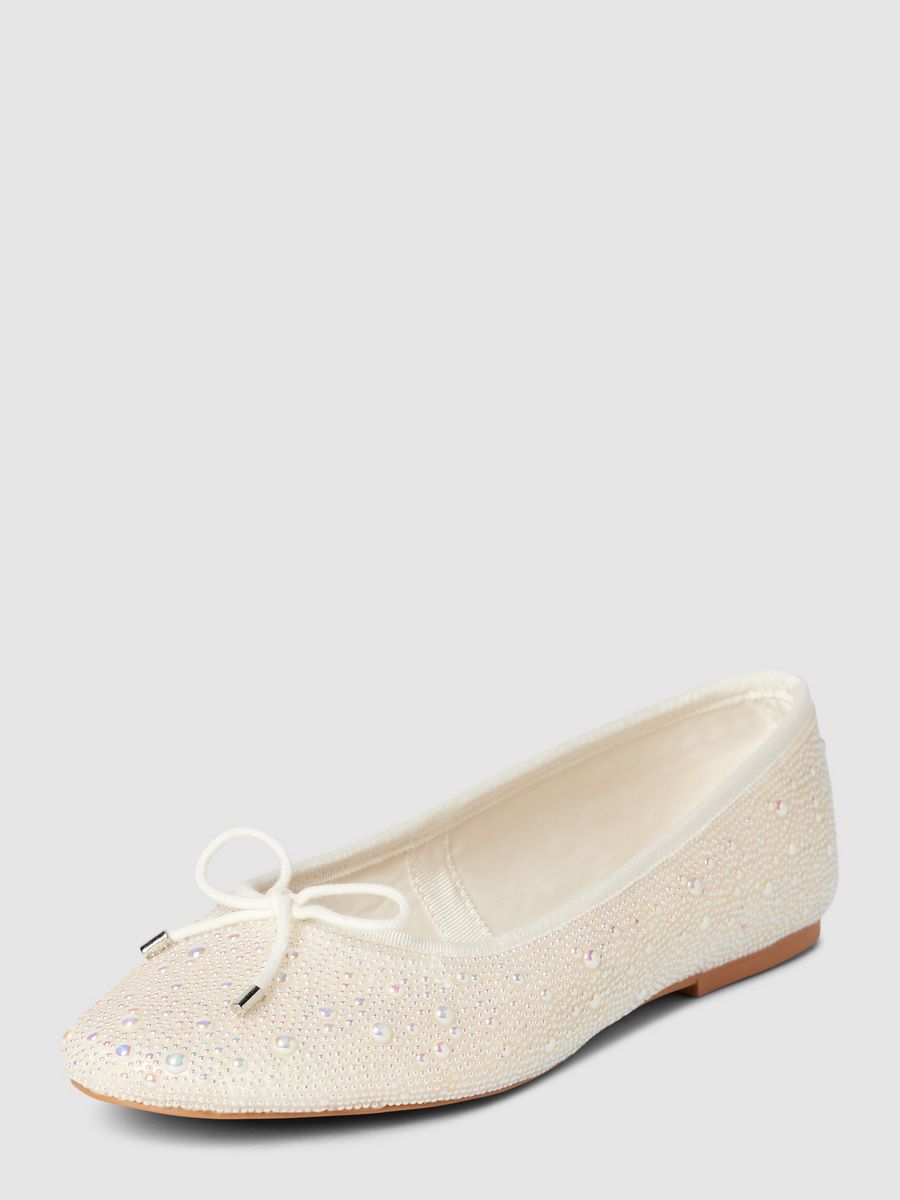 

Балетки женские STEVE MADDEN SM11002853 белые 39 EU, Белый, SM11002853