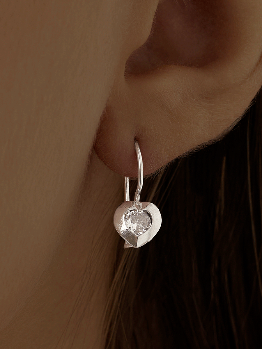 

Серьги из серебра ЮВЕЛИР КАРАТ 2129453/9, фианит, 2129453/9