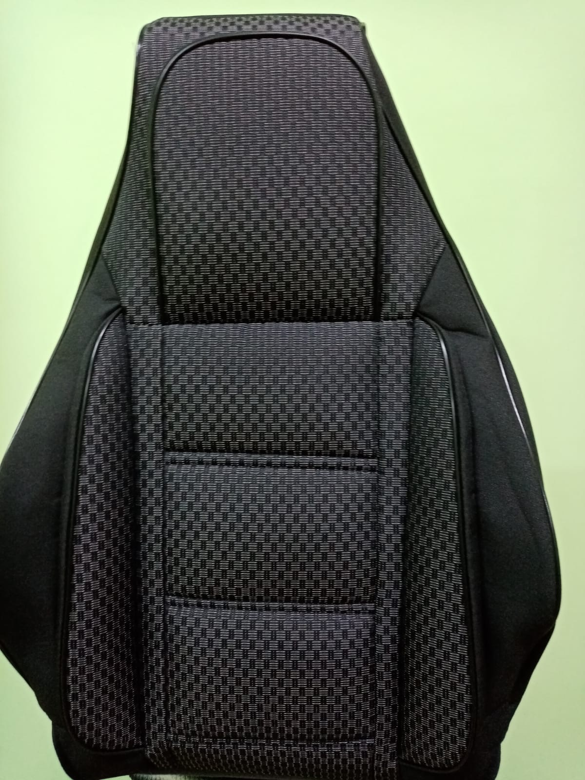 Чехлы ВАЗ 1118 Lada Kalina 14-16 жаккард/велюр боковая поддержка серые Лидер