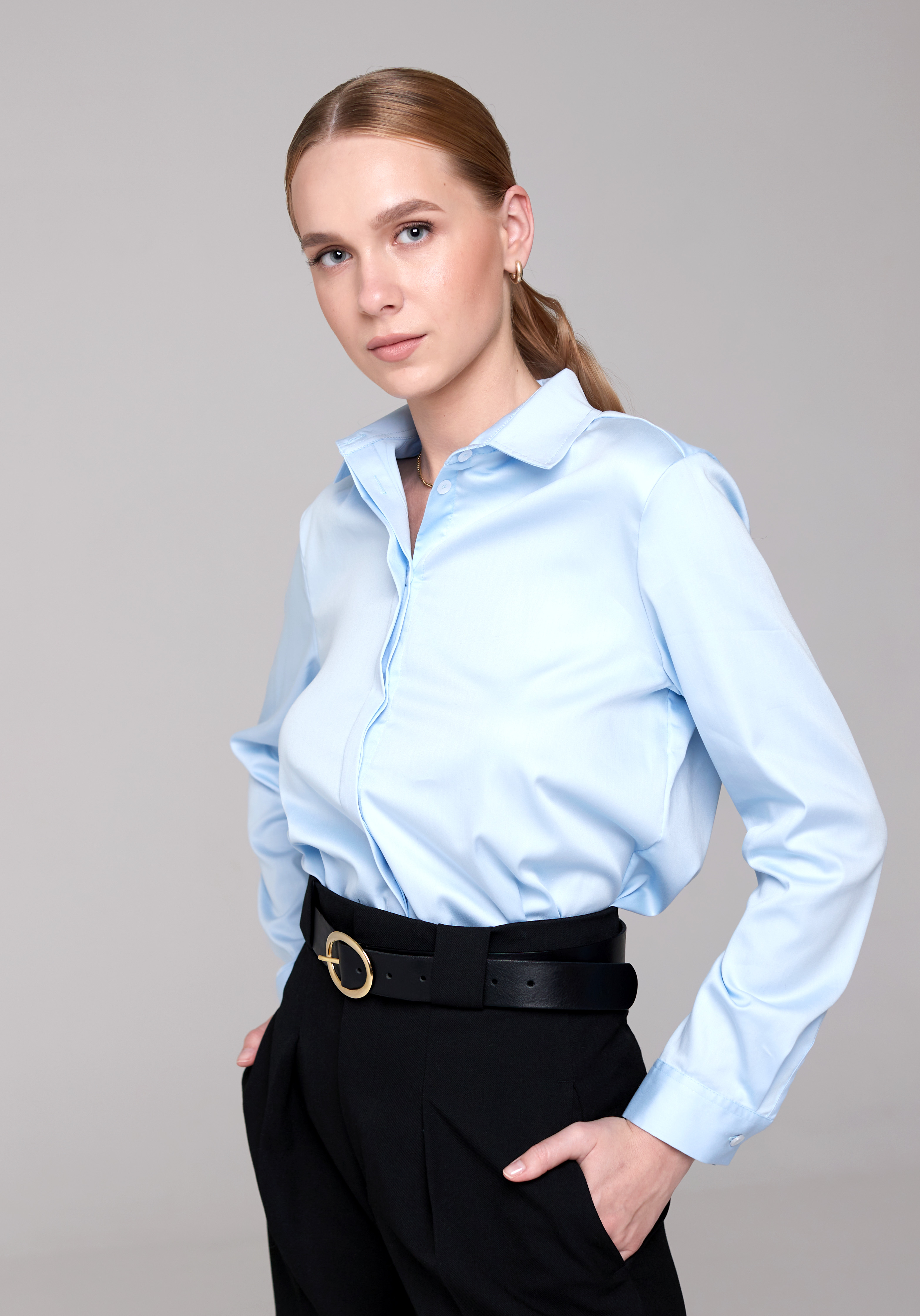 

Рубашка женская IRINA EGOROVA RUB-CLASSIC_G52 голубая 52 RU, RUB-CLASSIC_G52
