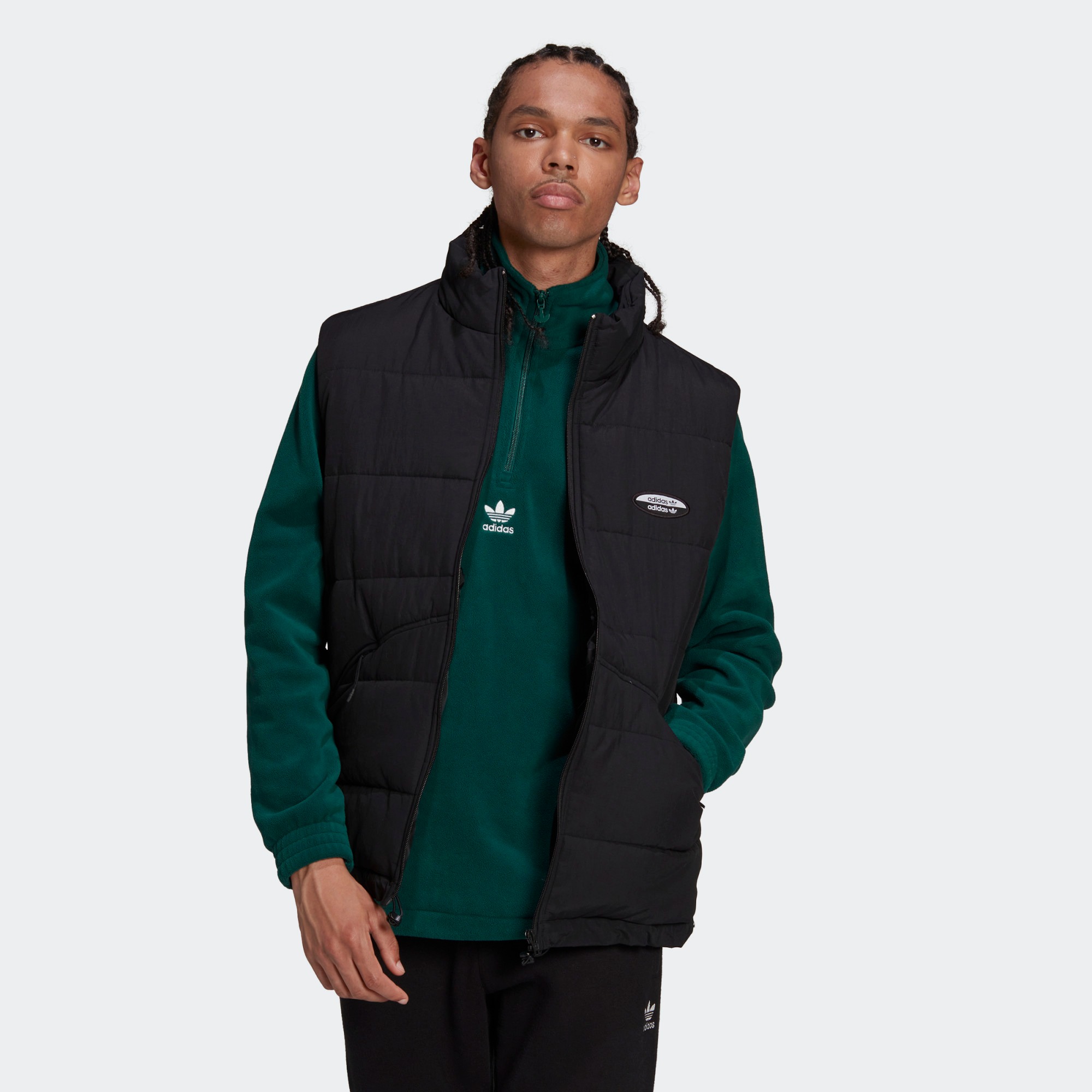 

Утепленный жилет мужской Adidas HC9496 черный M, HC9496