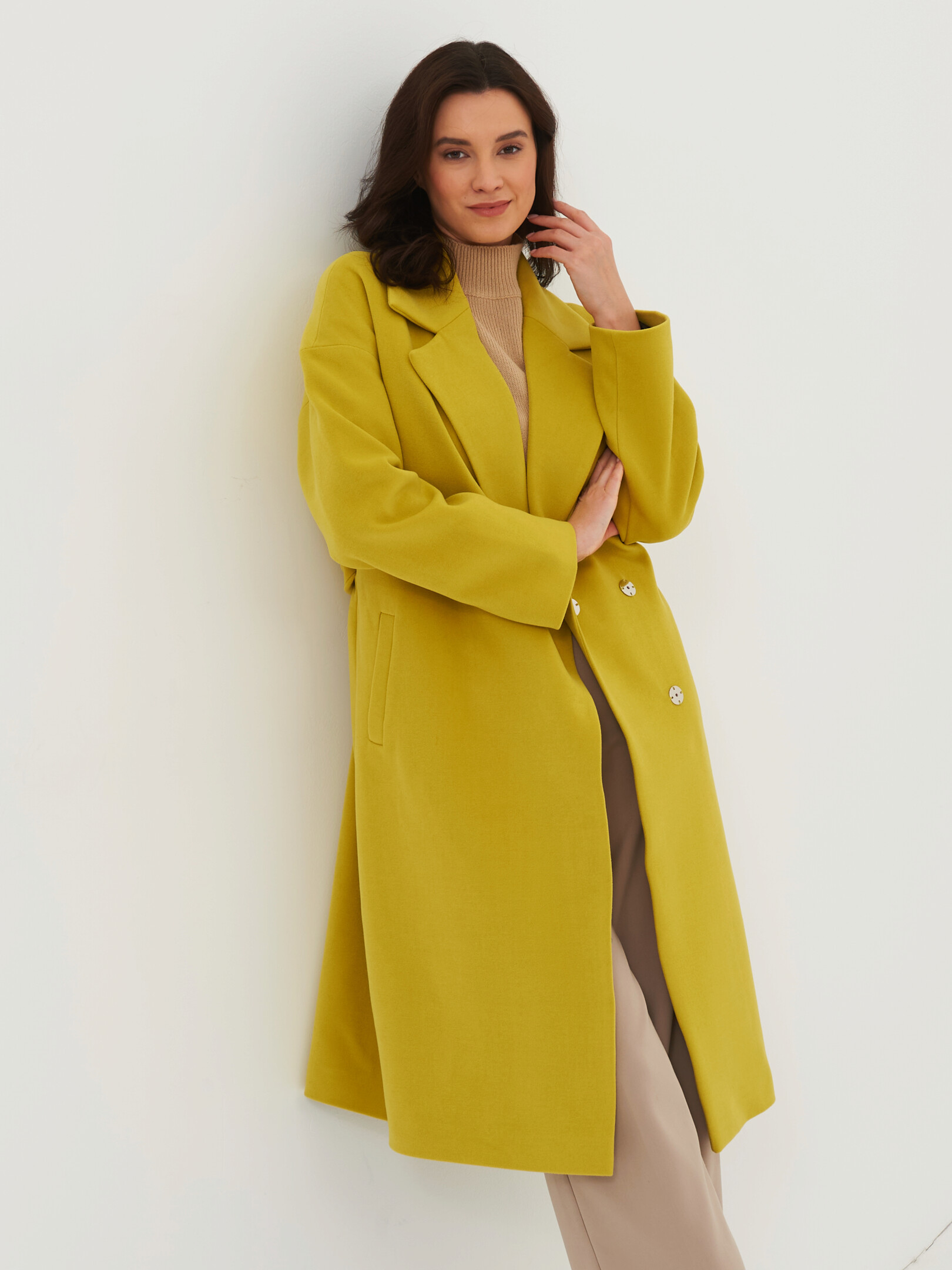 Пальто женское Giulia Rosetti 62995 желтое 46 RU