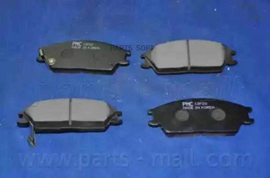 

Тормозные колодки PARTS-MALL передние PKA001