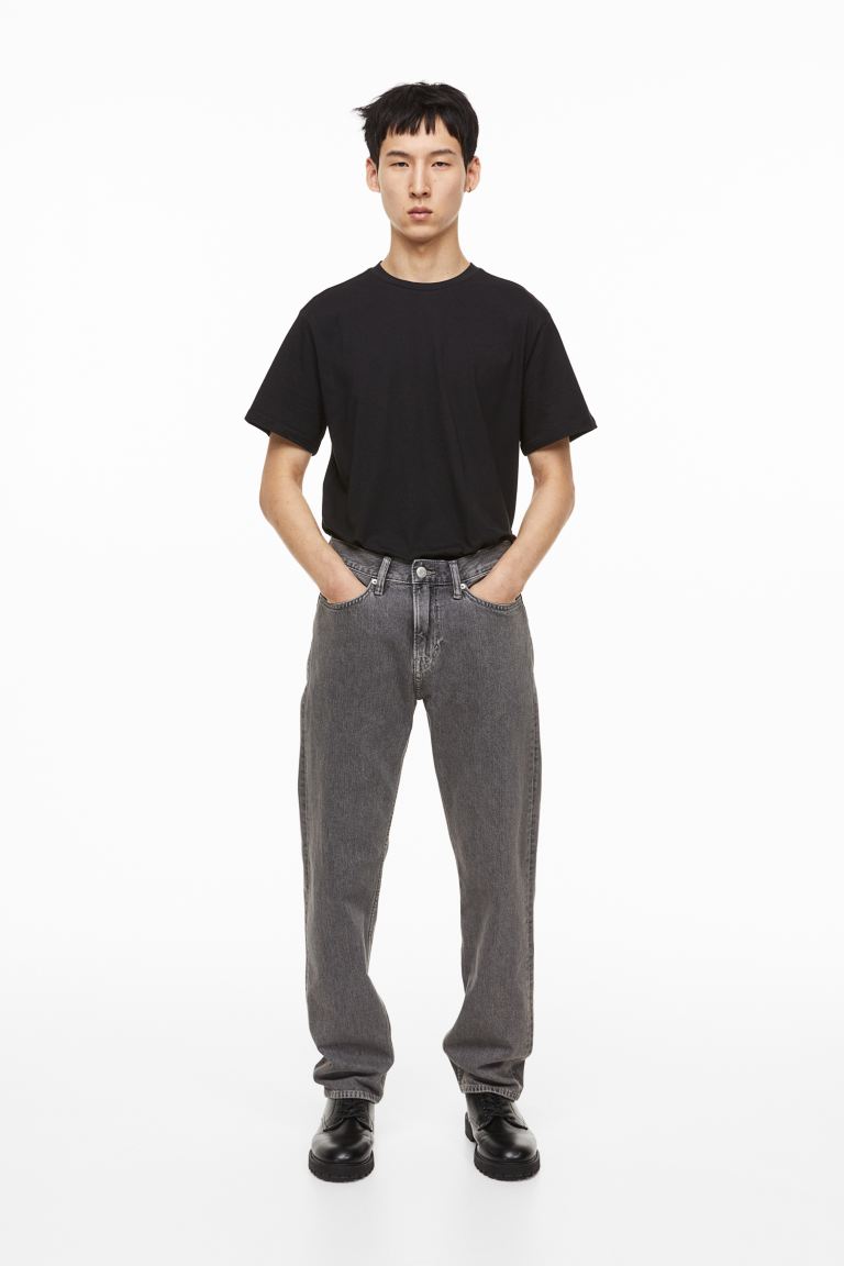 

Джинсы мужские H&M 0875105041 серые 38/32 (доставка из-за рубежа), Серый, 0875105041