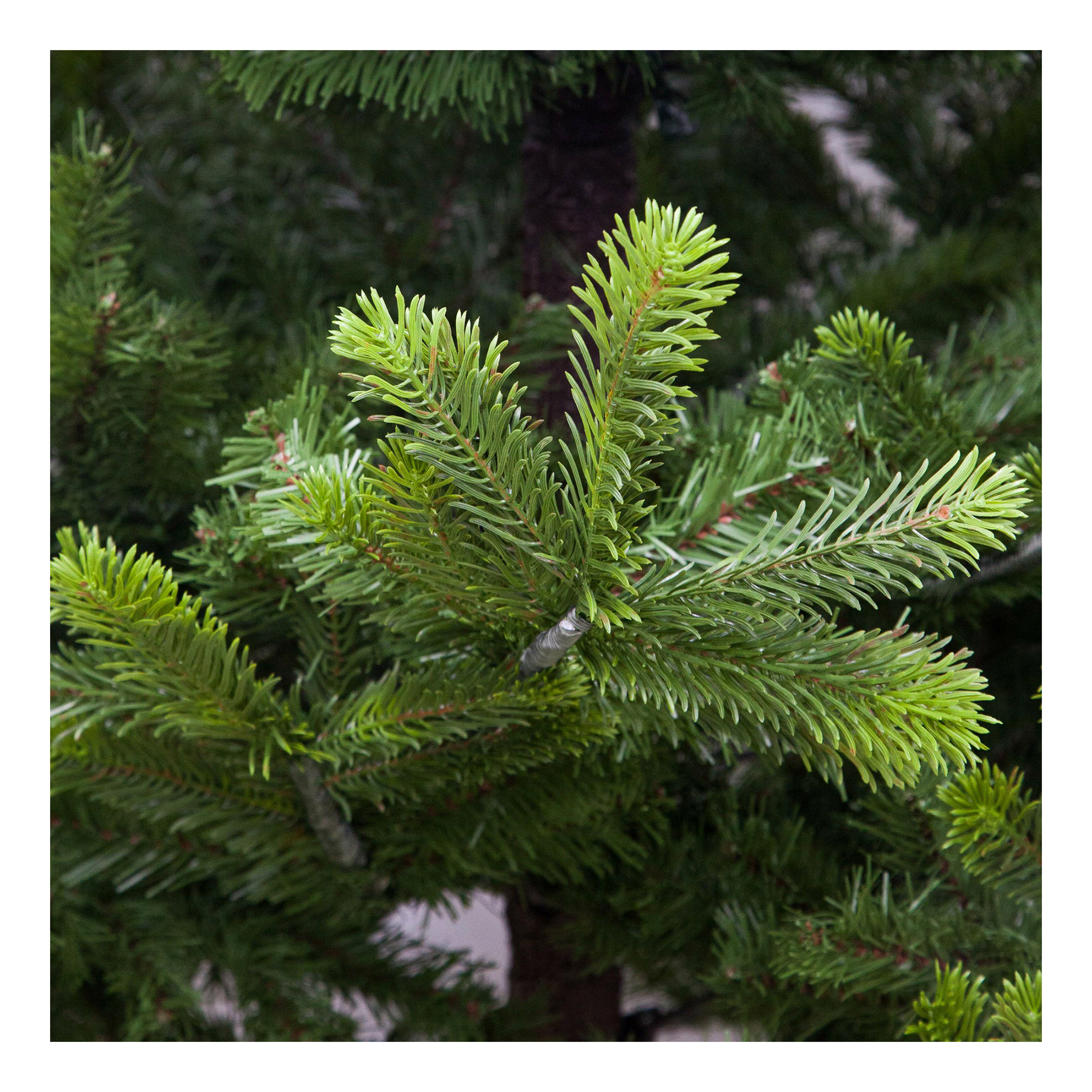 

Ель искусственная напольная Puleo Cumberland Spruce 225 см