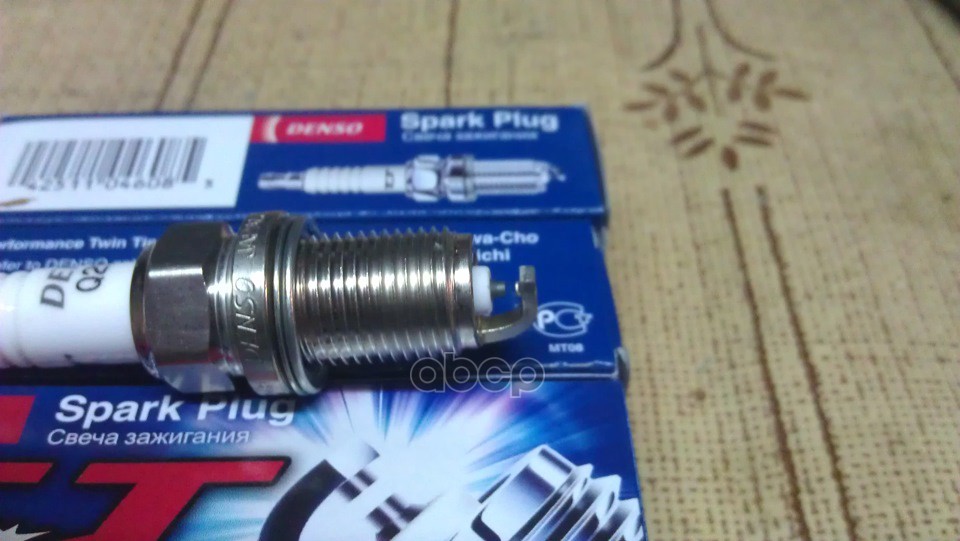 

Свеча Denso 2112 (16 клап.) Q20TT4