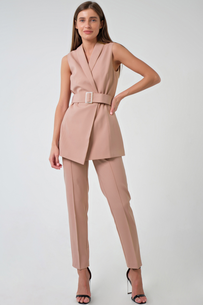 

Костюм женский Fly 4123-04-01 розовый 42 RU, 4123-04-01