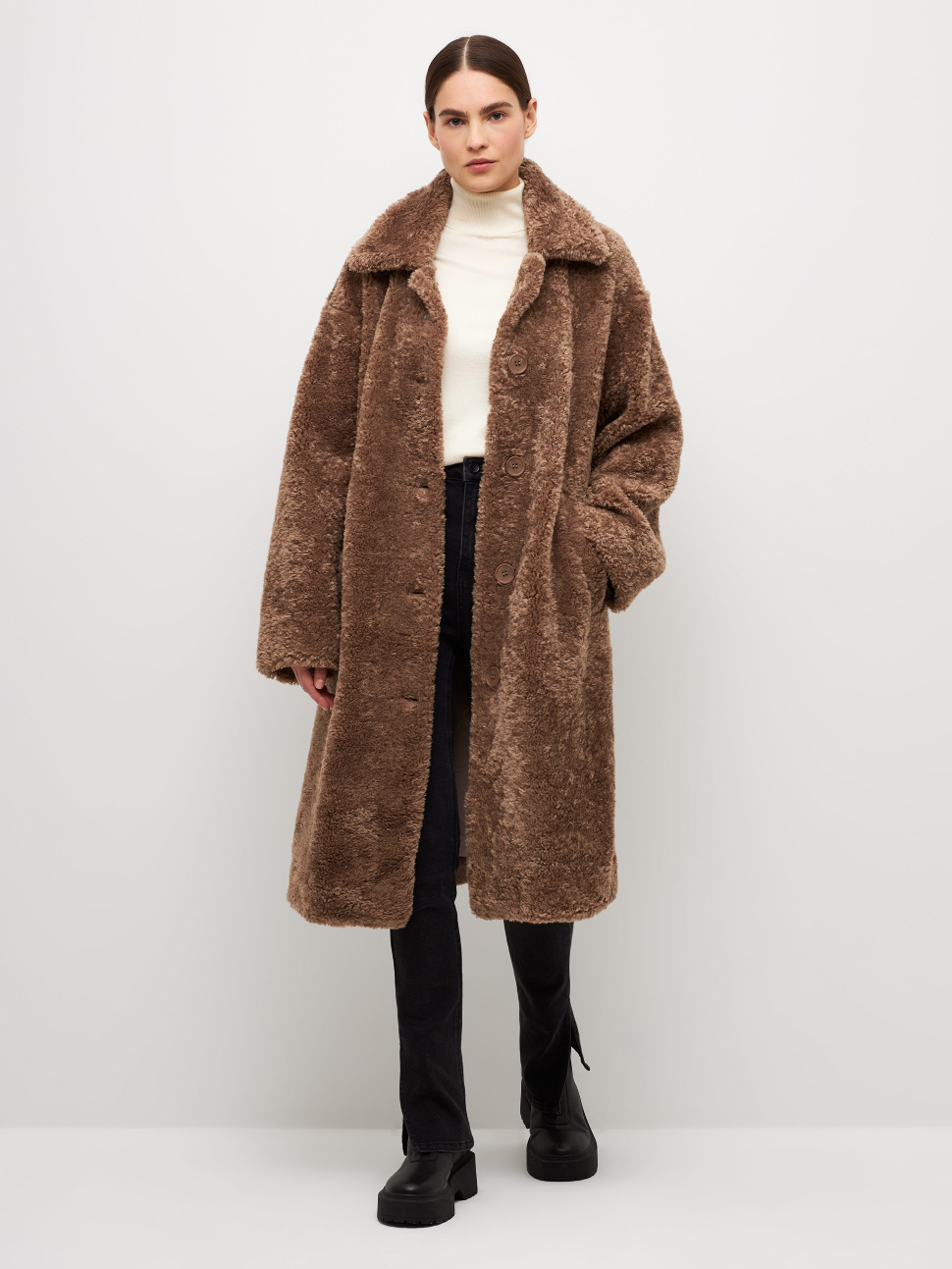 

Шуба женская Sela Moms 2810011207 коричневая XS, 2810011207