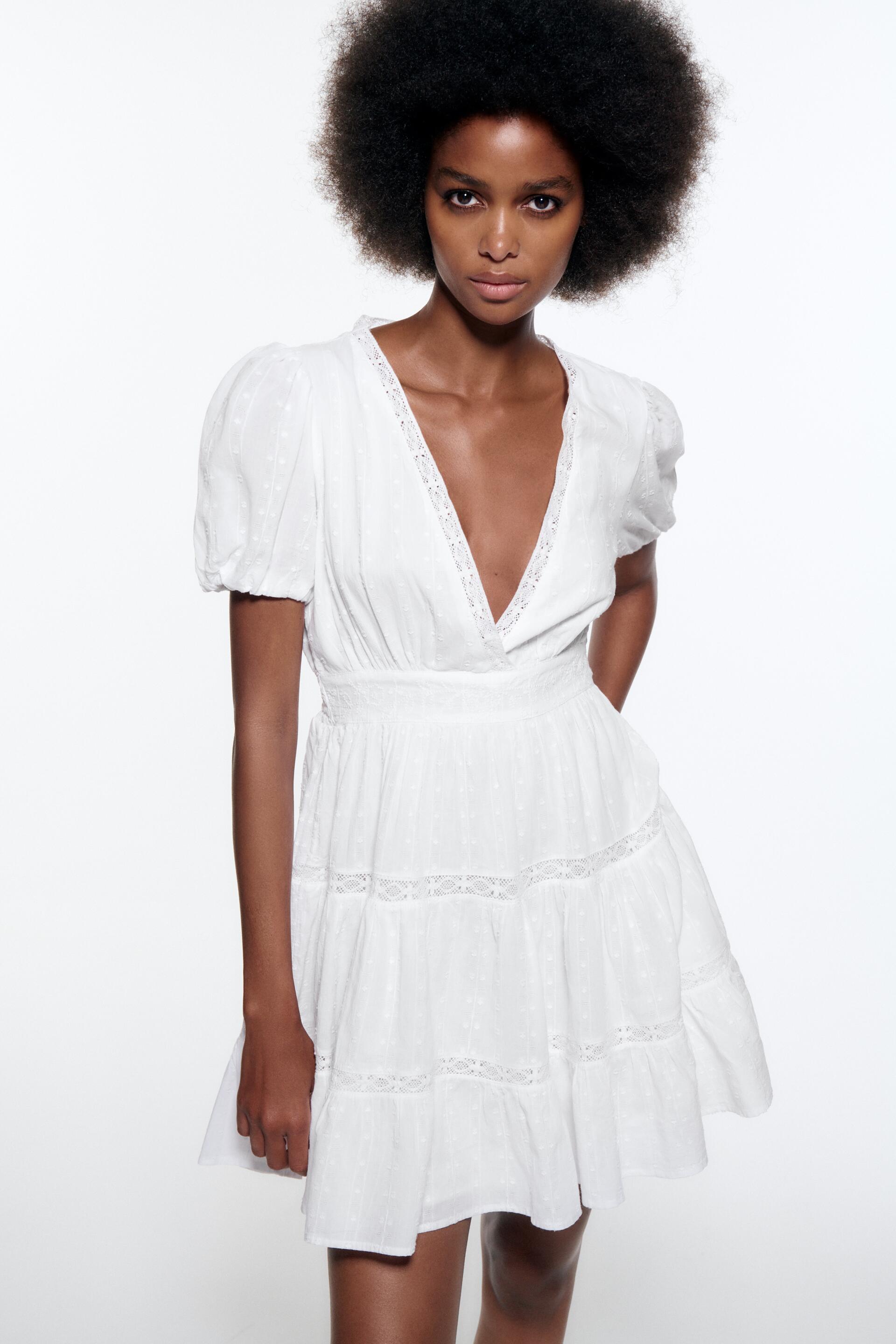 

Платье женское ZARA 07200302 белое M (доставка из-за рубежа), 07200302