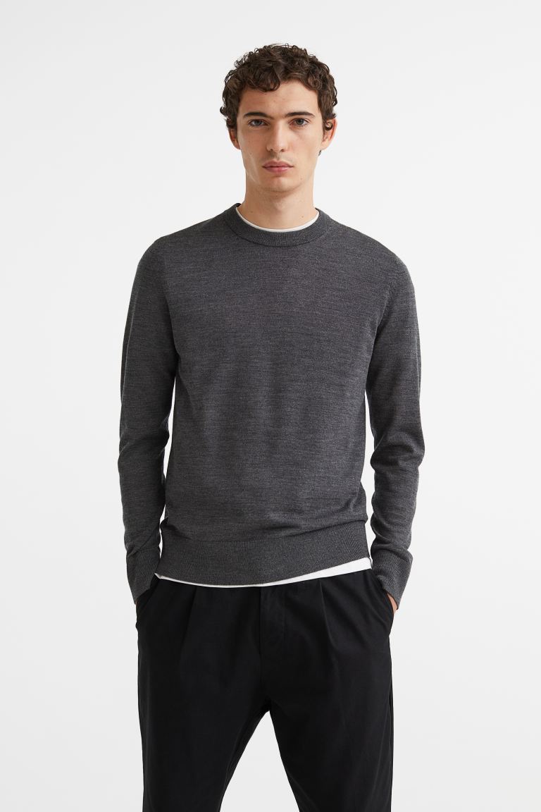 

Джемпер мужской H&M 0863644025 серый M (доставка из-за рубежа), 0863644025