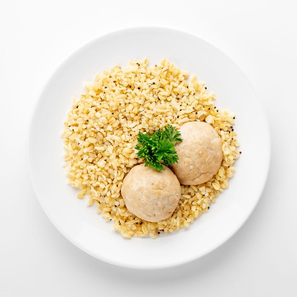 

Биточки Сити ланч куриные, паровые, с булгуром и киноа, 250 г