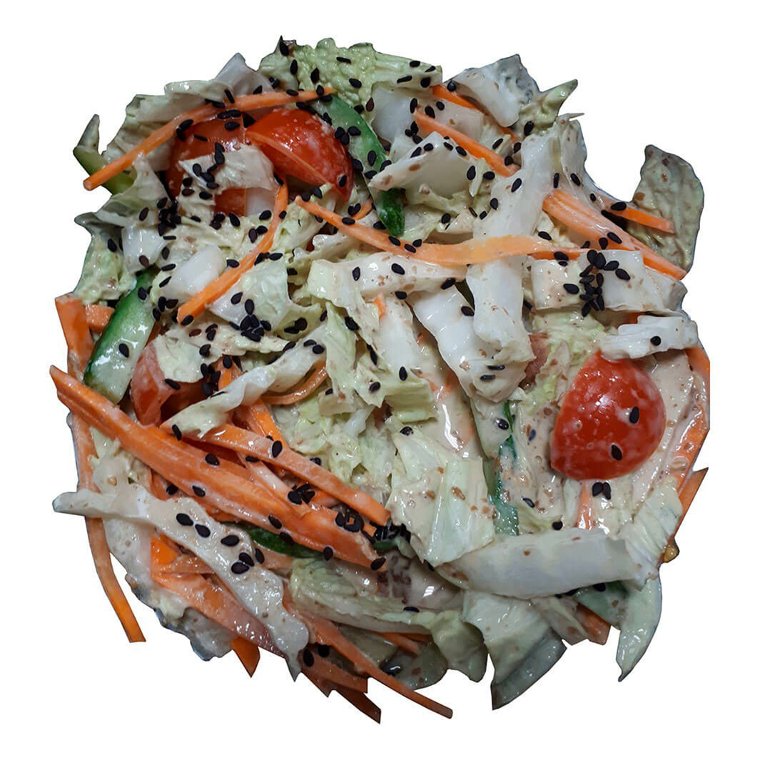 

Салат с курицей и кунжутно-ореховым соусом +-200 г
