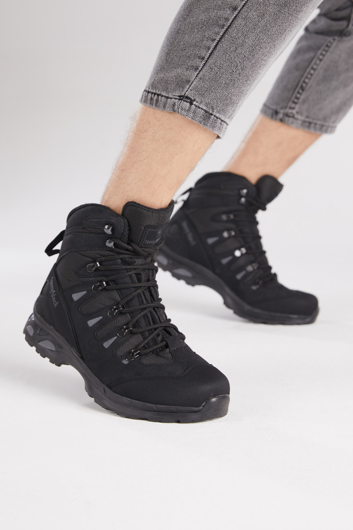 

Ботинки женские Tonny Black TB030-0_101 черные 45 EU (доставка из-за рубежа), TB030-0_101