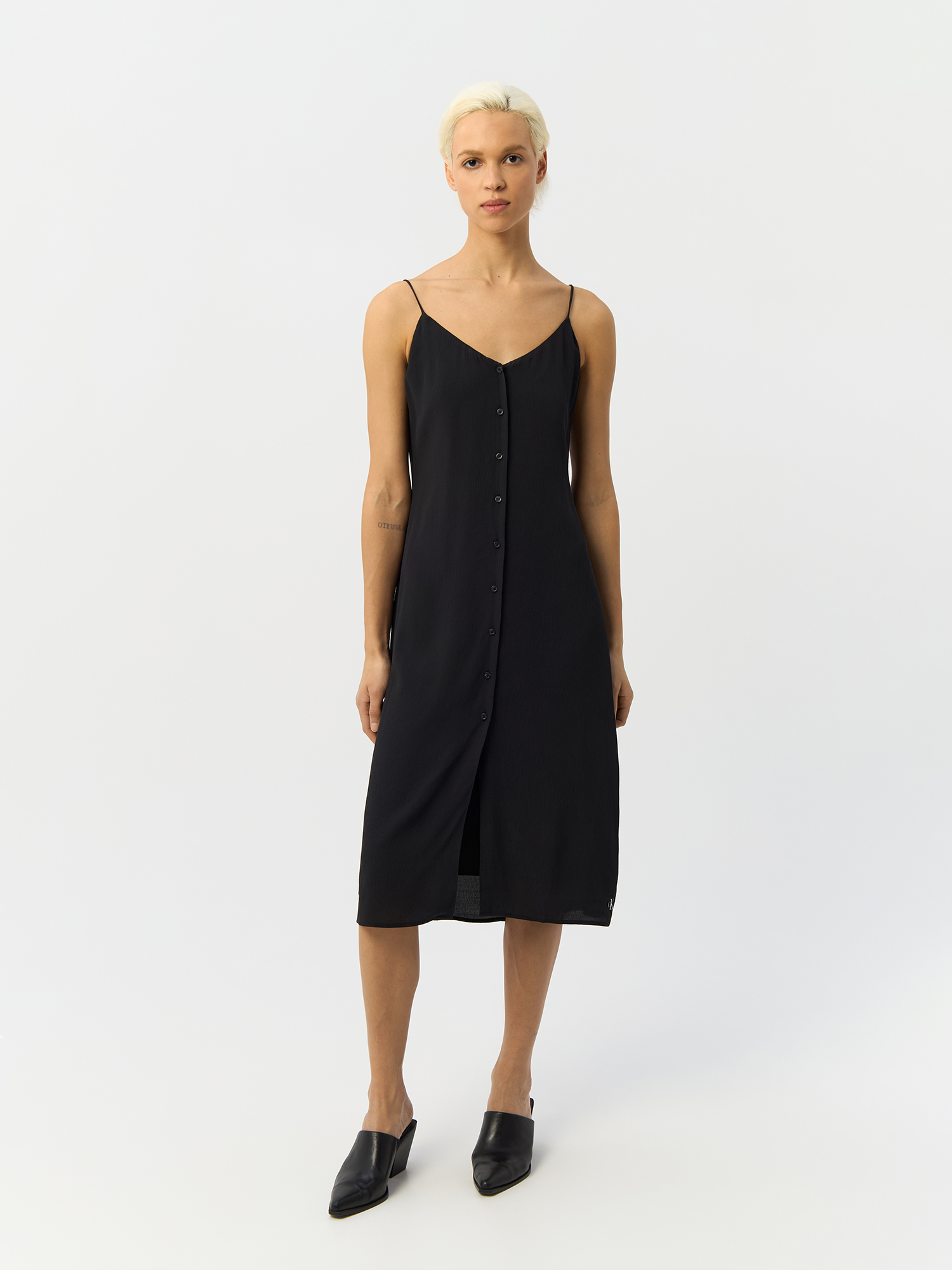 

Платье женское Calvin Klein Jeans J20J223061 черное XL, Черный, J20J223061