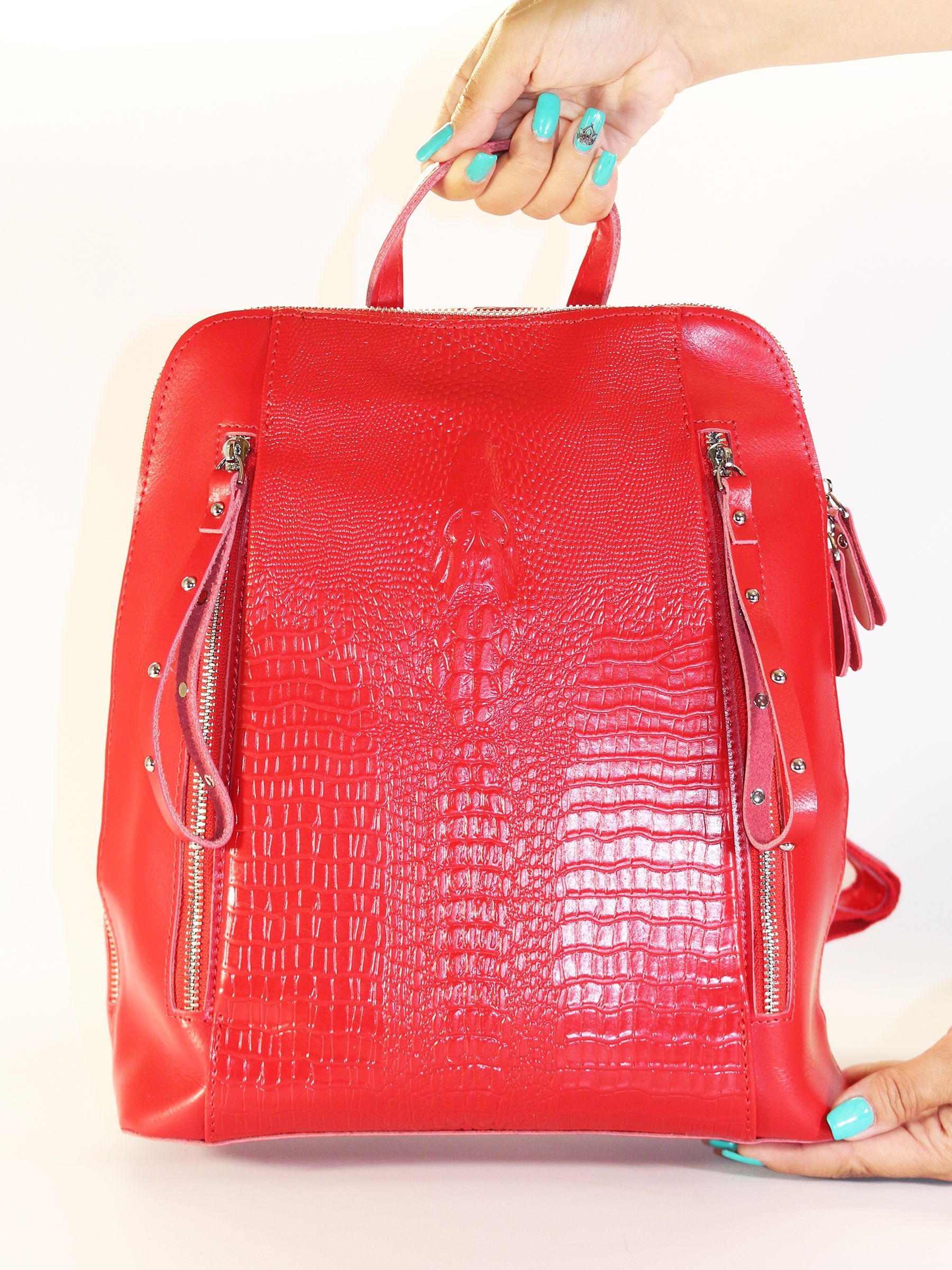 Рюкзак женский BagSTORY PALAU892 красный, 32х28х12 см