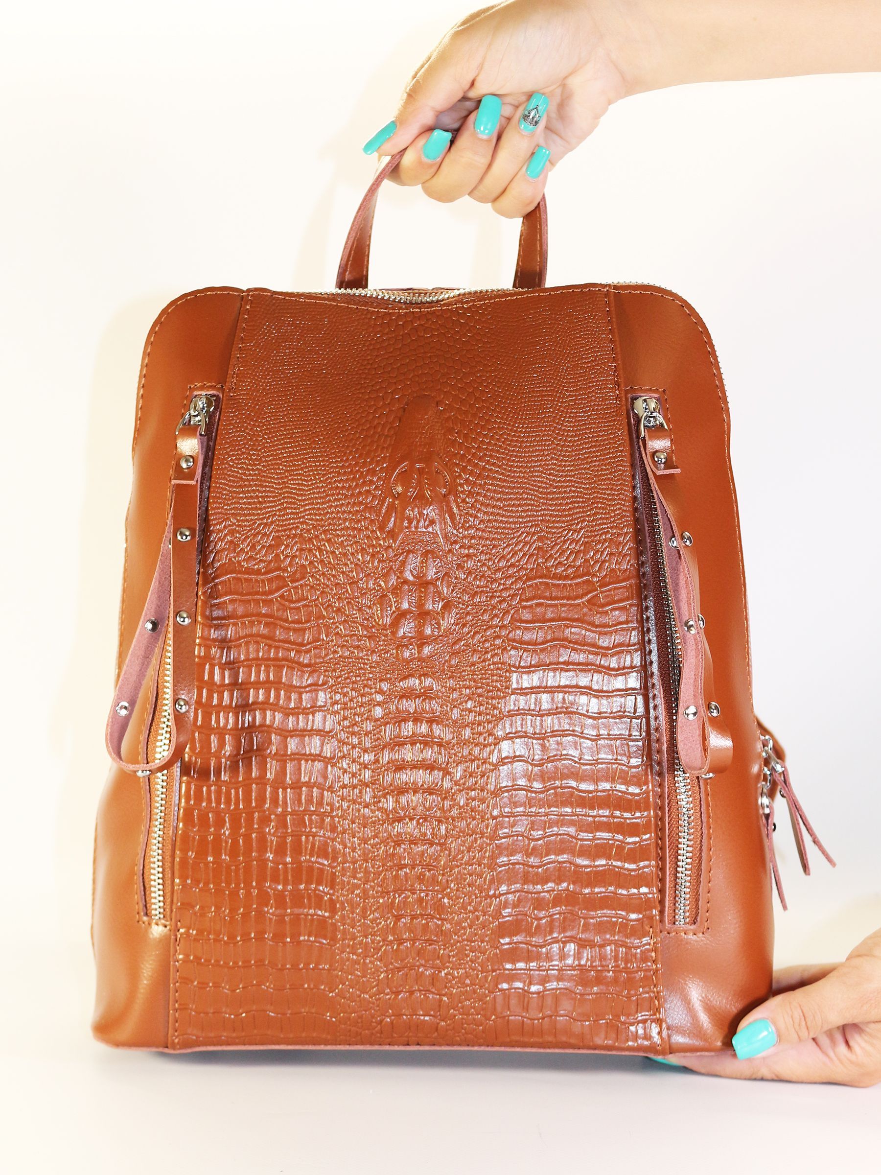 Рюкзак женский BagSTORY PALAU892 оранжевый, 32х28х12 см
