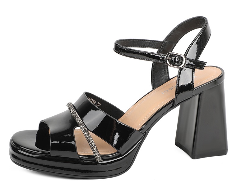 

Босоножки женские T.Taccardi 228103 черные 39 RU, Черный, 228103