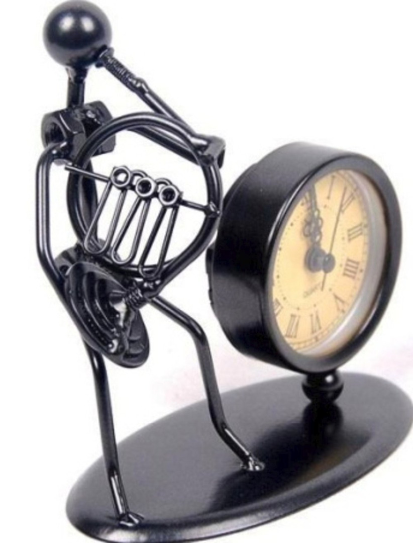 фото Gewa sculpture clock french horn - часы-скульптура сувенирные валторнист