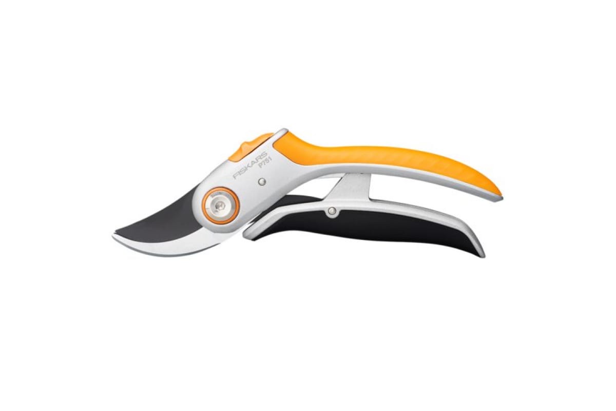 Секатор плоскостной металлический Fiskars Plus PowerLever P751