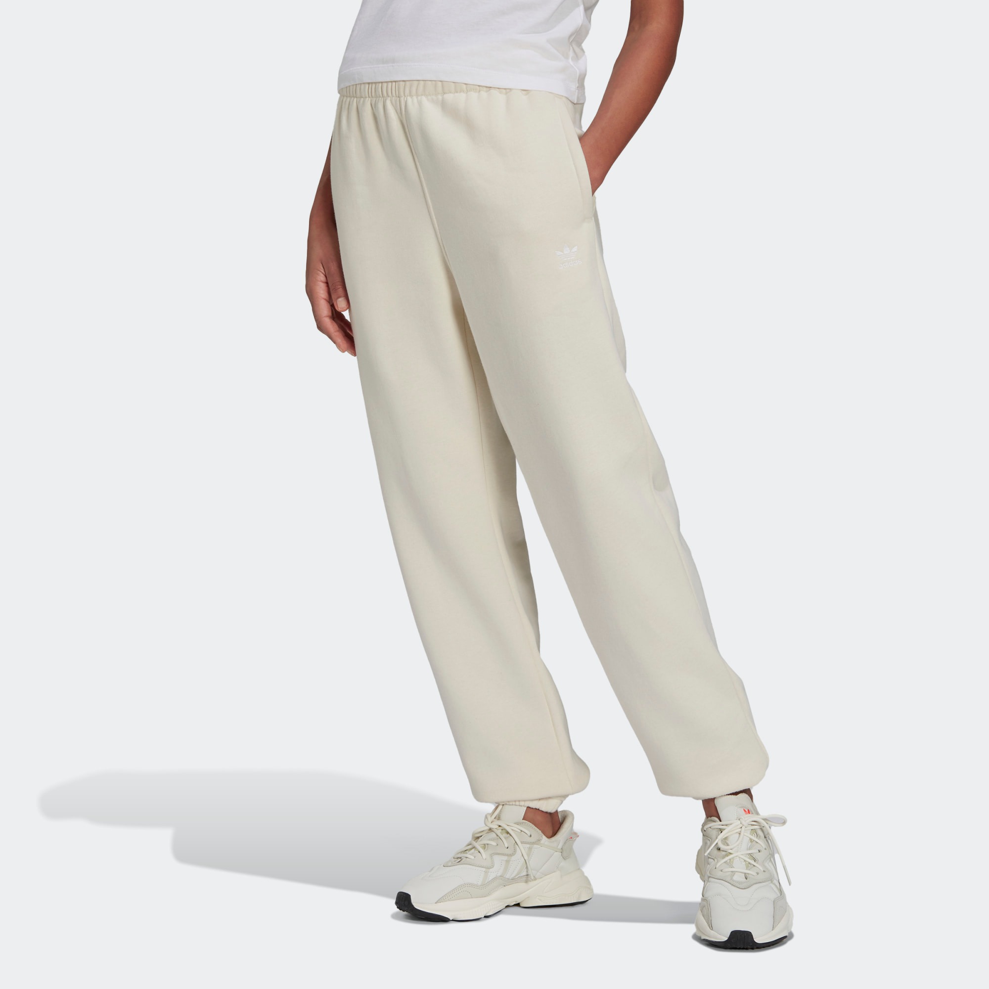 Спортивные брюки женские Adidas H14175 бежевые 40