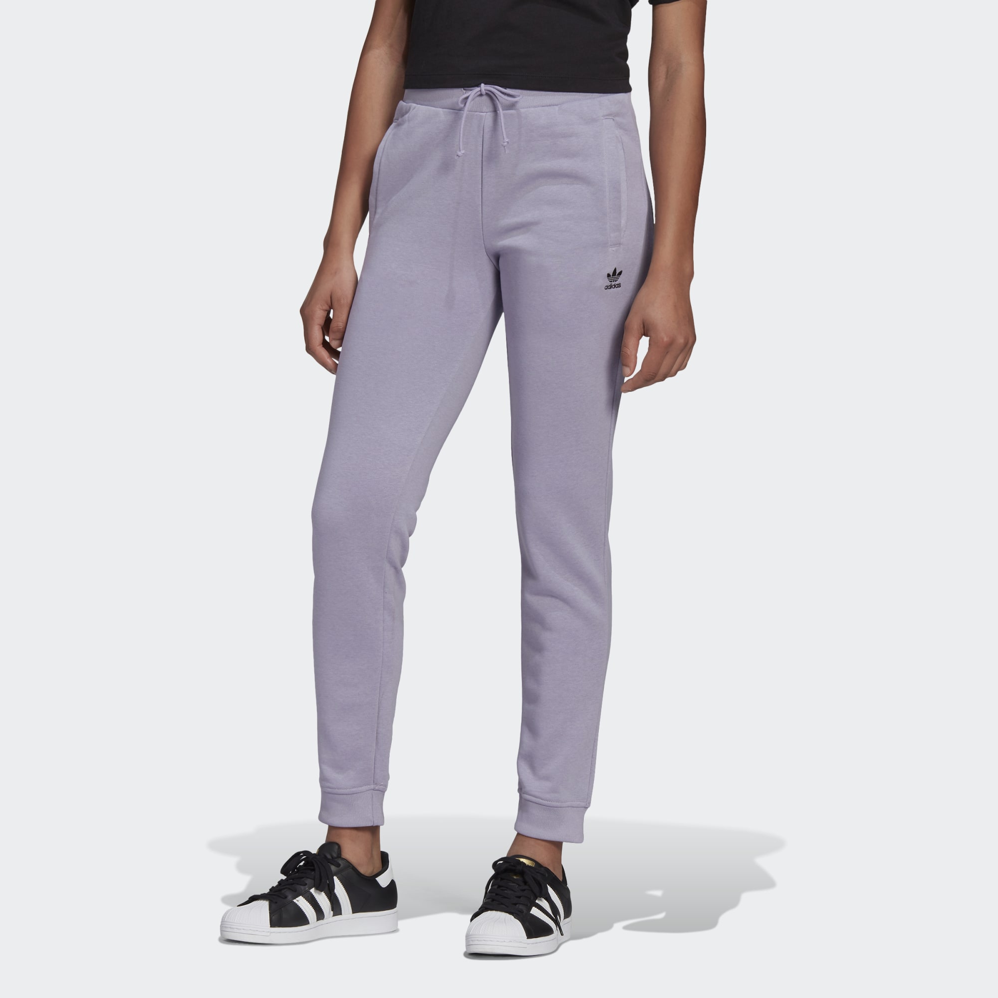 Спортивные брюки женские Adidas GN4797 фиолетовые 40