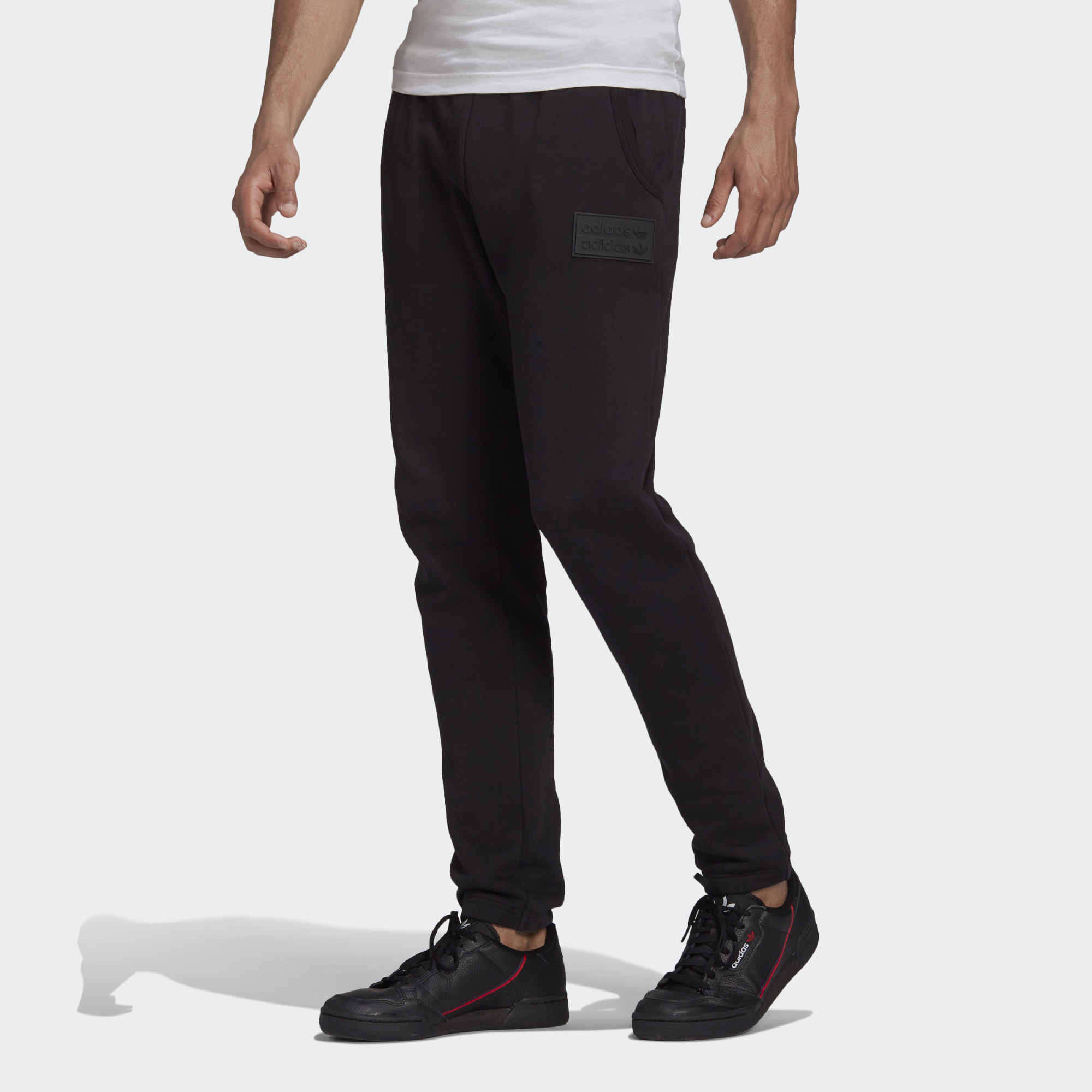 

Спортивные брюки мужские Adidas GN3304 черные 2XL, GN3304