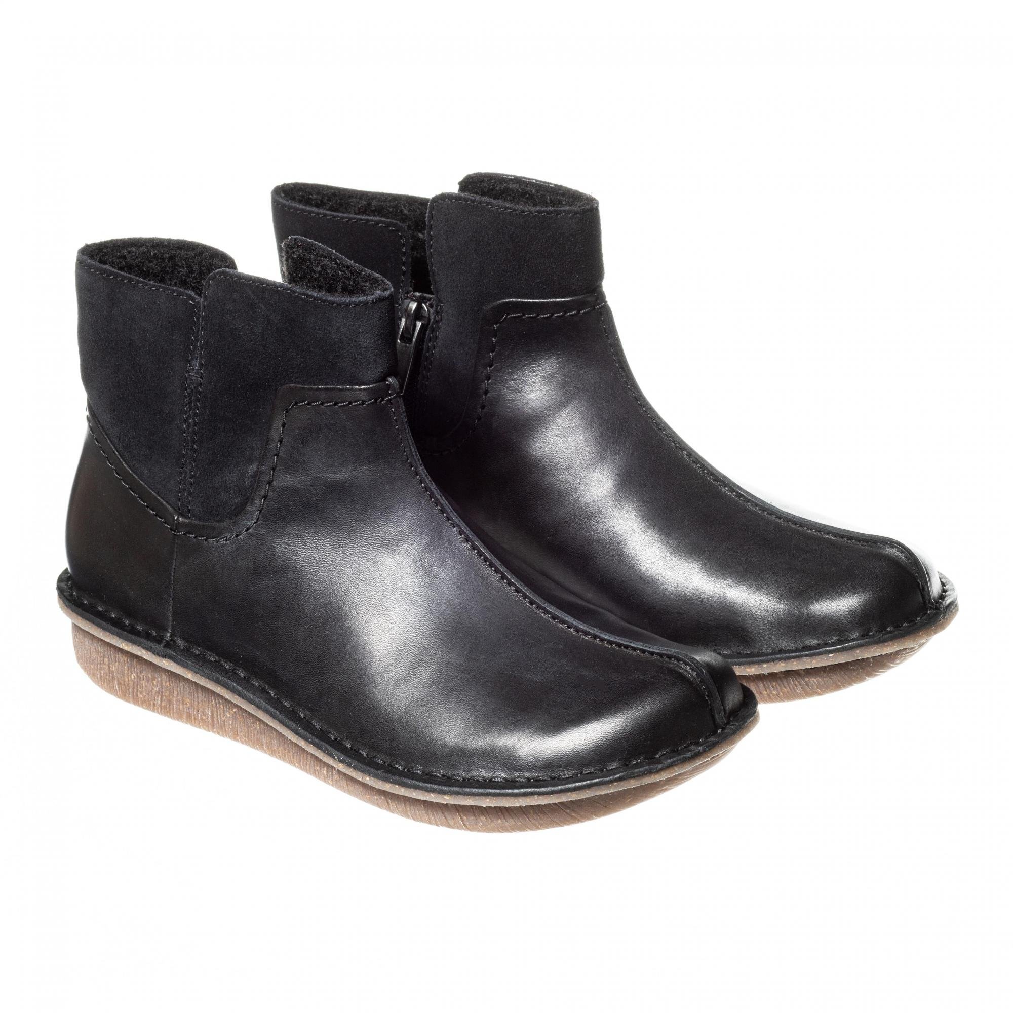 

Полусапоги женские Clarks Funny Mid 26144321 черные 37.5 EU, Черный, Funny Mid 26144321