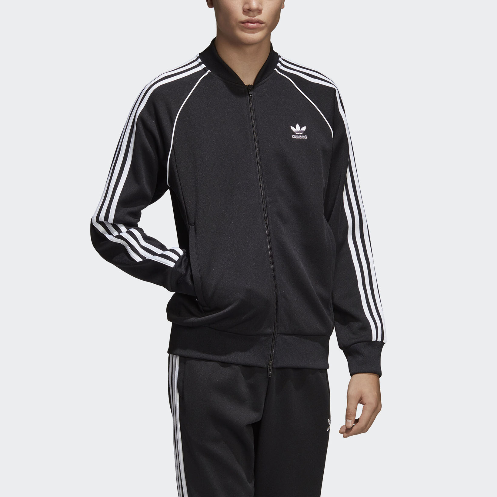 

Олимпийка мужская Adidas CW1256 черная L, CW1256