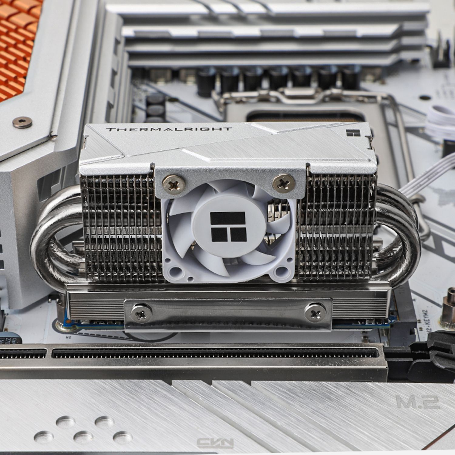 

Радиатор Универсальный Thermalright HR-10-2280-PRO (HR-10-2280-PRO), HR-10-2280-PRO