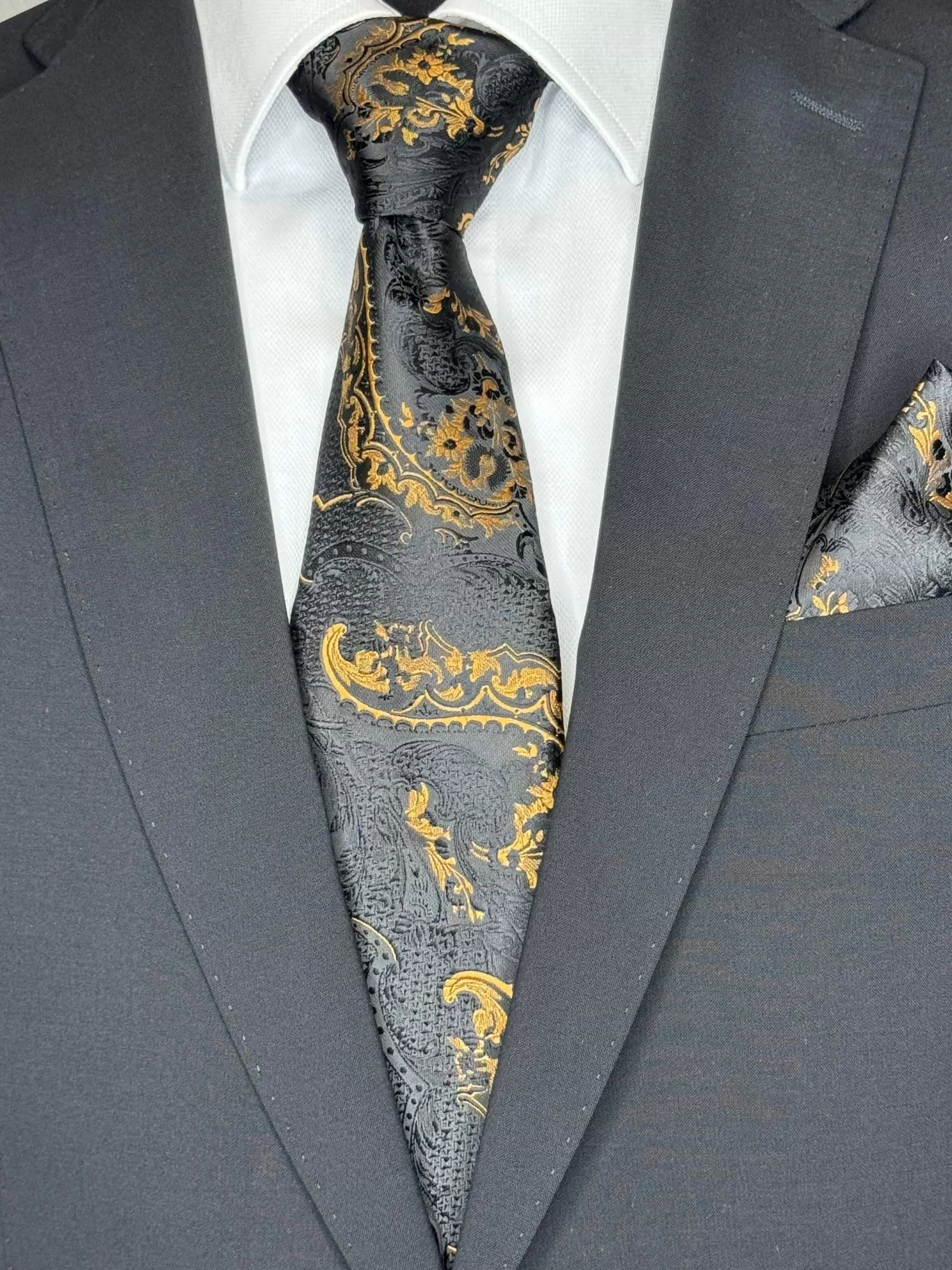 Галстук унисекс AKHA Премиум черныйзолотистый 2250₽