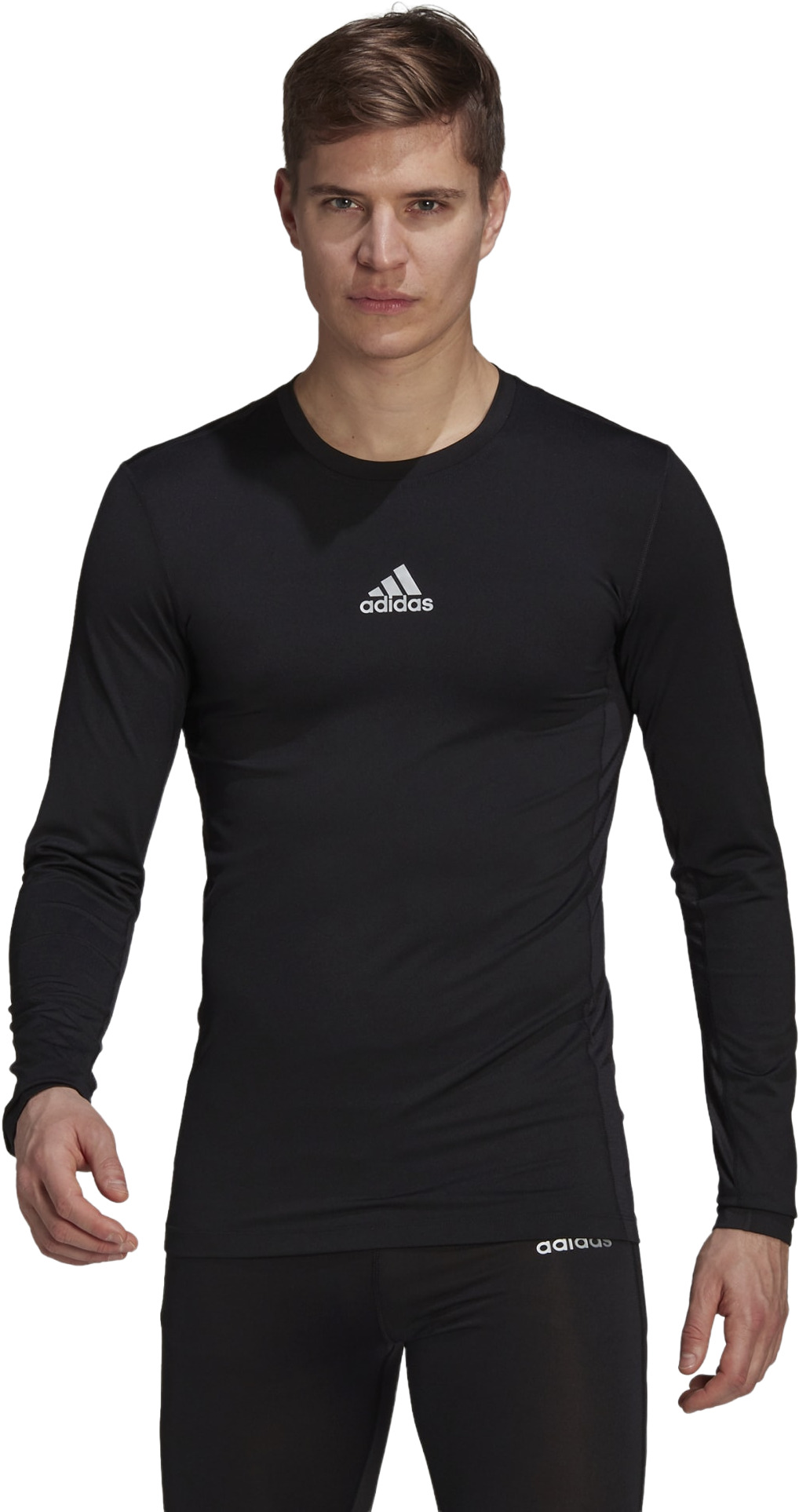 

Лонгслив мужской Adidas GU7339 черный S, GU7339