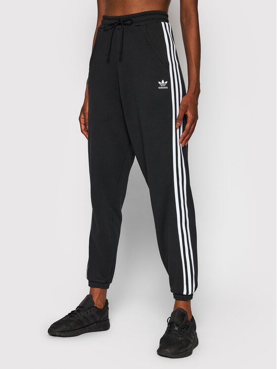 

Спортивные брюки женские Adidas 0000207830868 черные 46 EU, Черный, 0000207830868