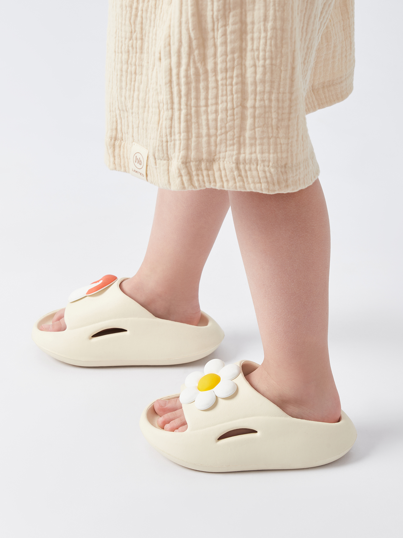 Шлепанцы детские Happy Baby 86524, бежевый, 23