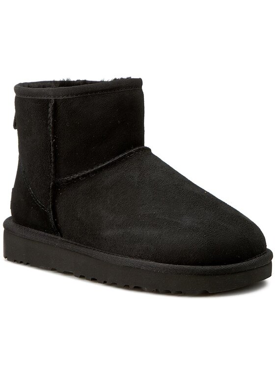 

Ботинки W Classic Mini II 1016222 Ugg Черный 40 EU, W Classic Mini II 1016222