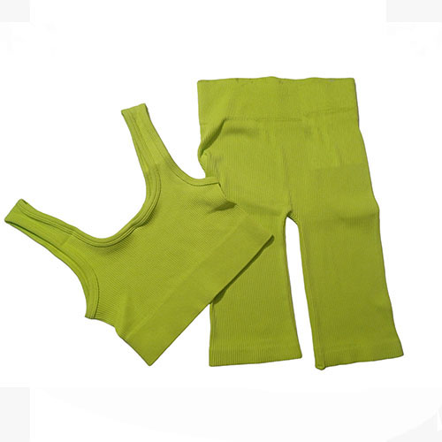 Костюм женский Dover 976 зеленый 44-46 RU