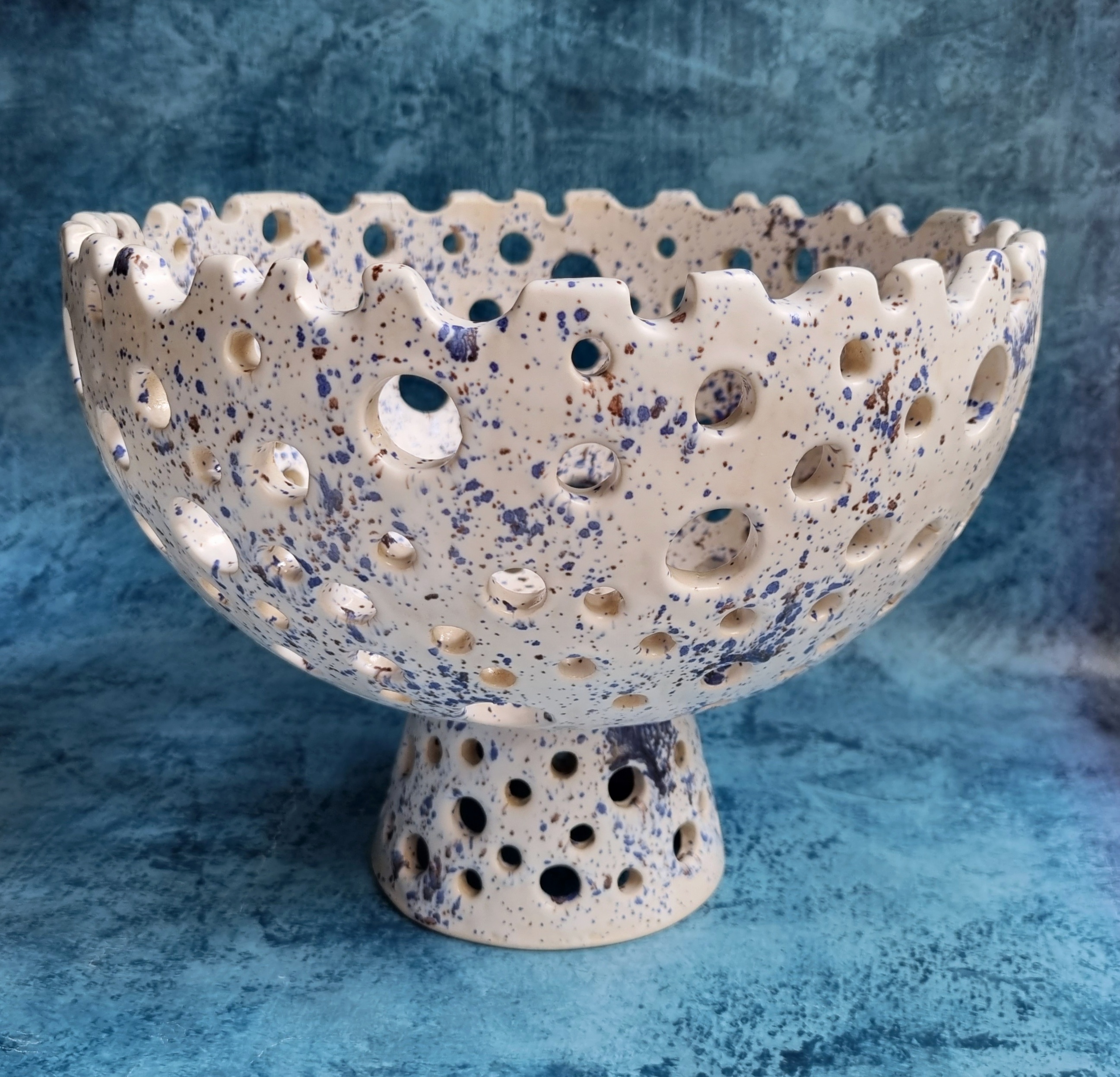 

Фруктовница Irina Volvach Art Ceramics Белое безмолвие, ручная работа, Белое безмолвие