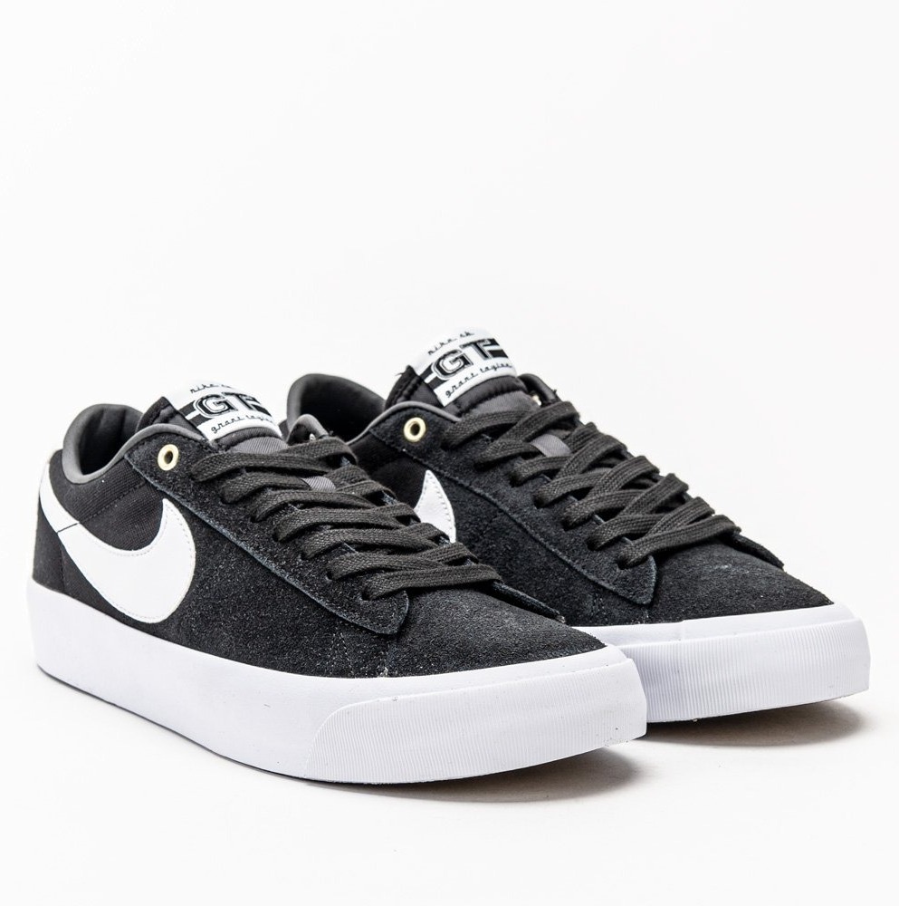 

Кеды унисекс Nike Nike SB Zoom Blazer Low Pro GT черные 5.5 US, Черный, Nike SB Zoom Blazer Low Pro GT