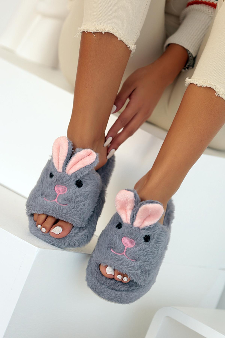 

Тапочки женские Pembe Potin 29637 белые 40 EU (доставка из-за рубежа), 29637