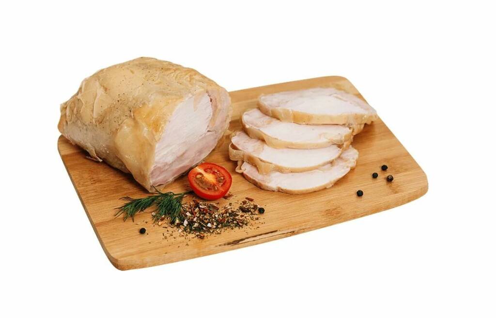 

Рулет варено-копченый куриный +-500 г