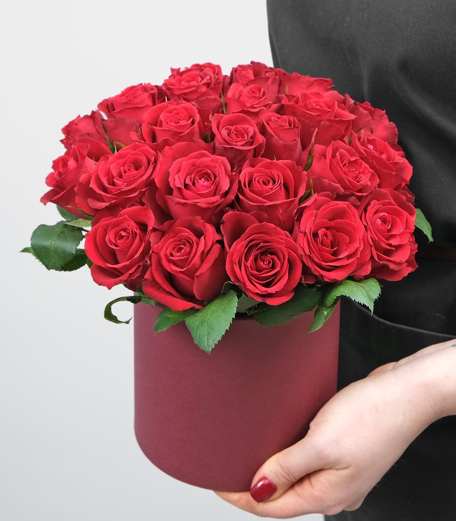 Композиция Studio Floristic из красных Роз 25 шт Каролина