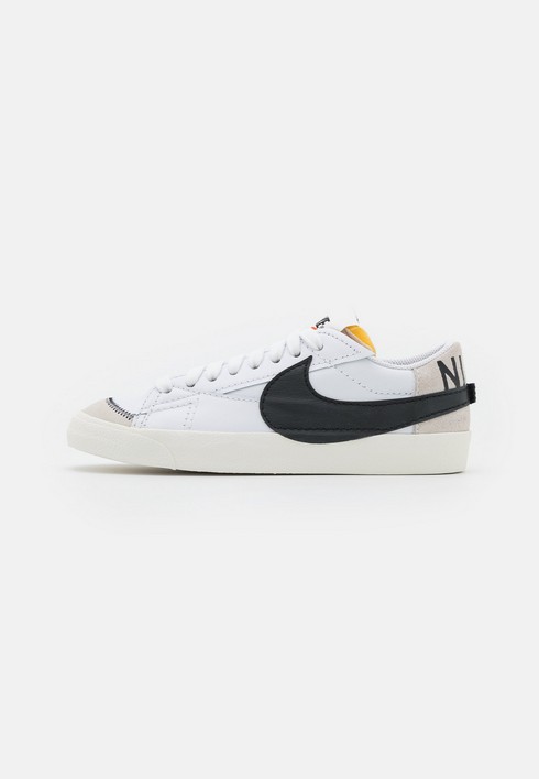 

Кеды мужские Nike Blazer Low '77 белые 45.5 EU (доставка из-за рубежа), Белый, Blazer Low '77