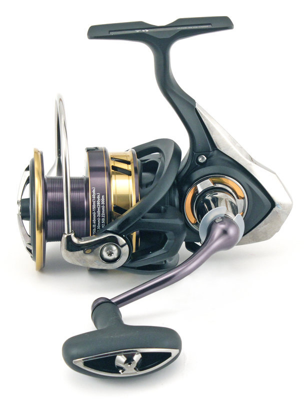 

Катушка безынерционная Daiwa 17 Legalis LT 4000D-C 10416-405RU, 17 Legalis LT 4000D-C 10416-405RU