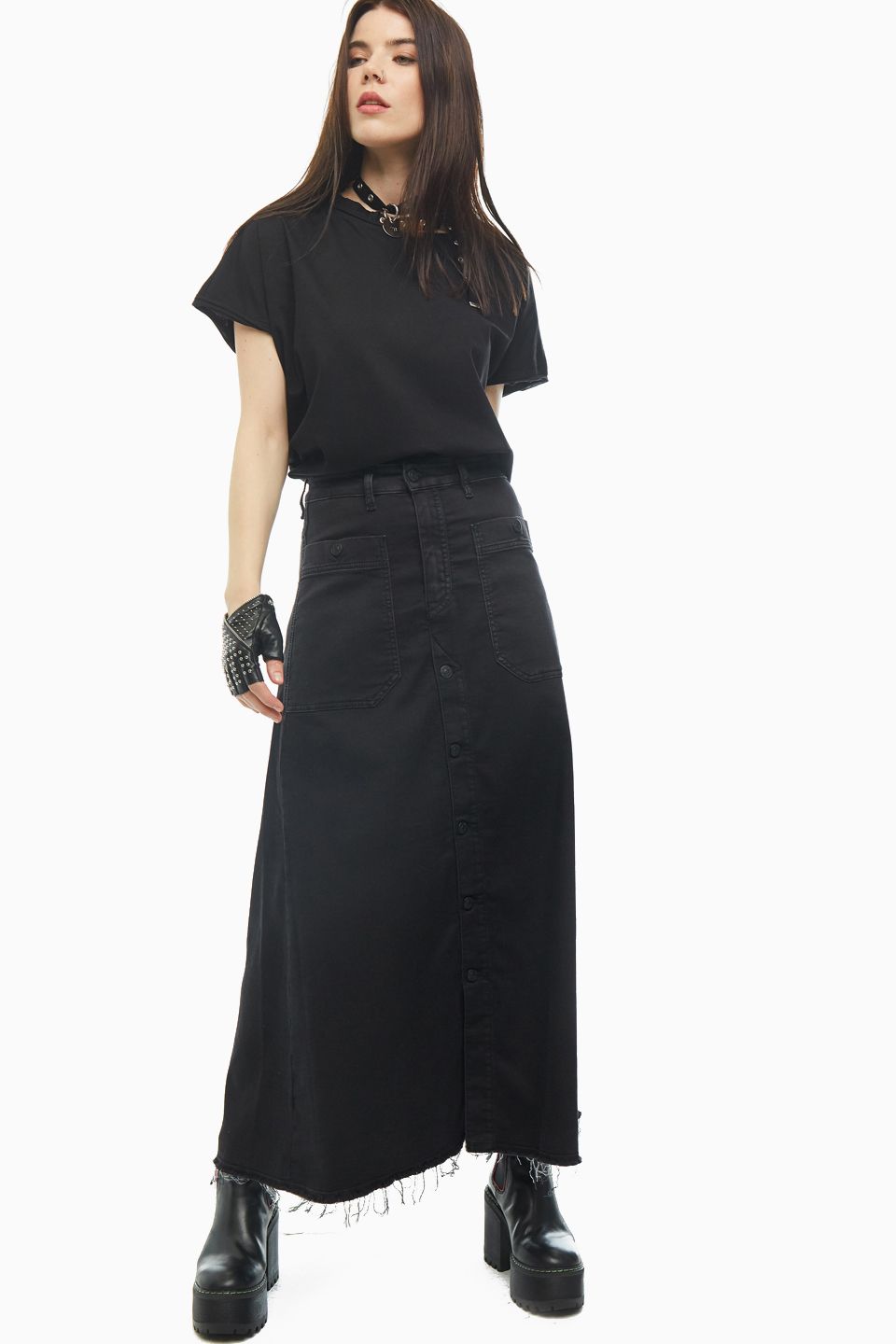 

Юбка женская DIESEL 00SZ9E 0687Z 02 черная 26 IT, Черный, 00SZ9E 0687Z 02