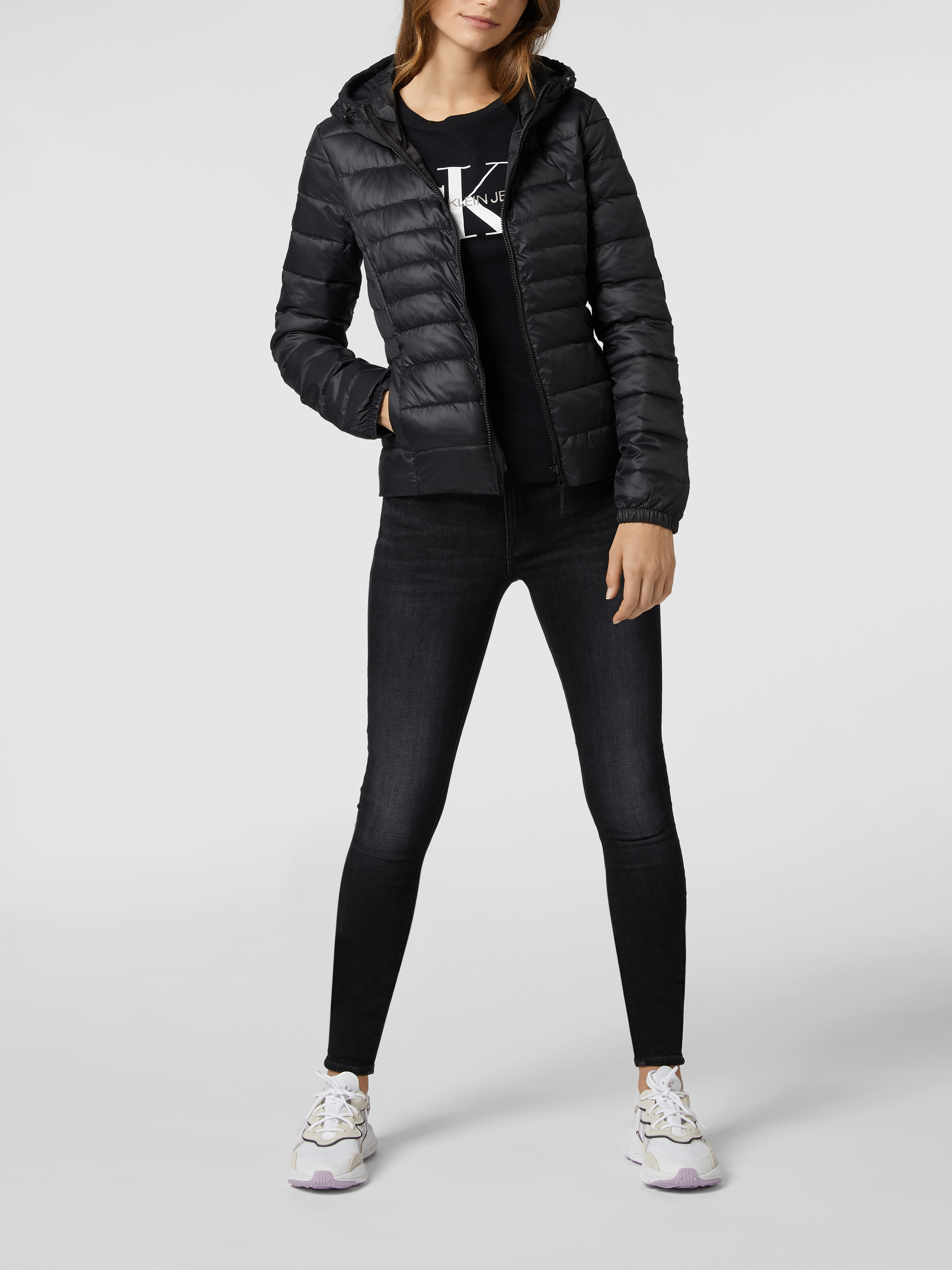 

Джинсы женские G-Star Raw 1216247 черные 25/30 доставка из-за рубежа, Черный, 1216247